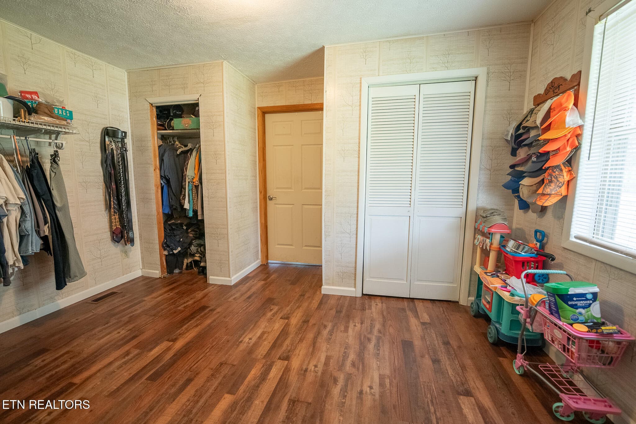 DSC06853 - 8651 Tazewell Hwy, Sneedville, TN 37869, Sneedville