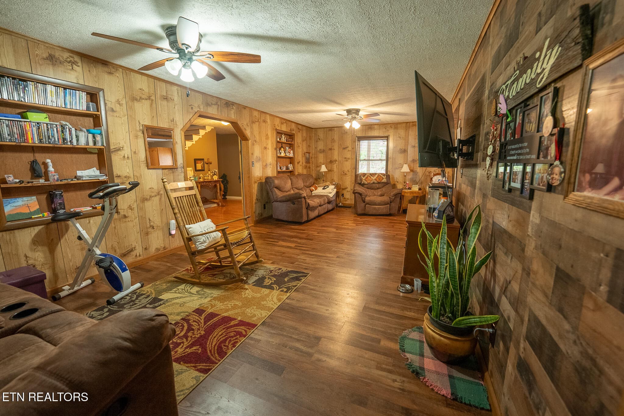DSC06856 - 8651 Tazewell Hwy, Sneedville, TN 37869, Sneedville