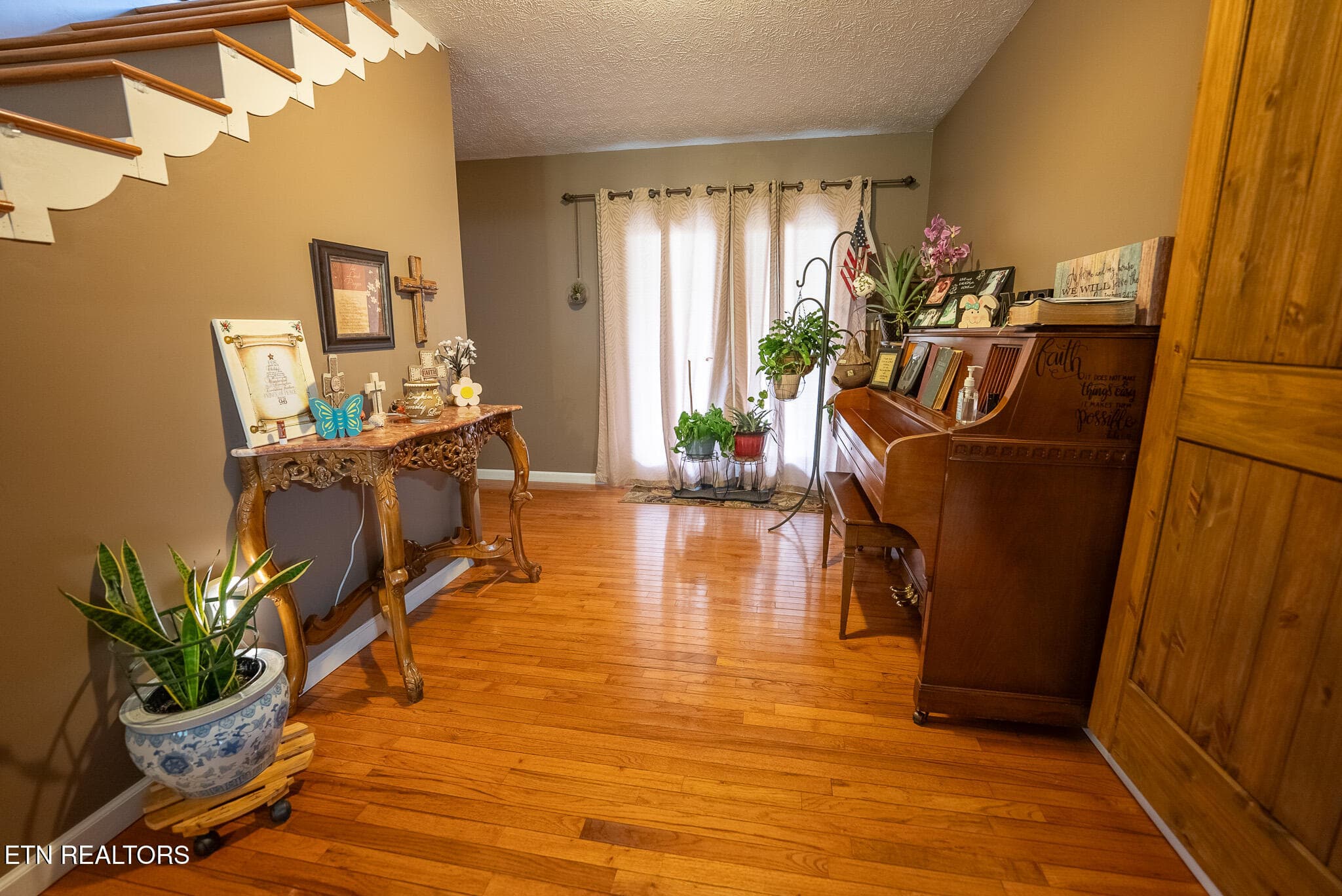 DSC06875 - 8651 Tazewell Hwy, Sneedville, TN 37869, Sneedville