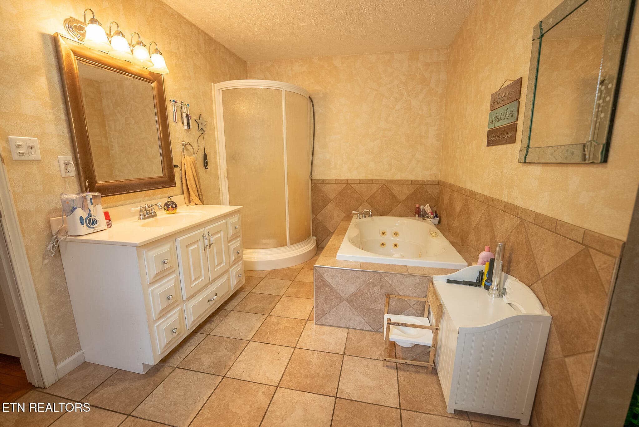 DSC06878 - 8651 Tazewell Hwy, Sneedville, TN 37869, Sneedville