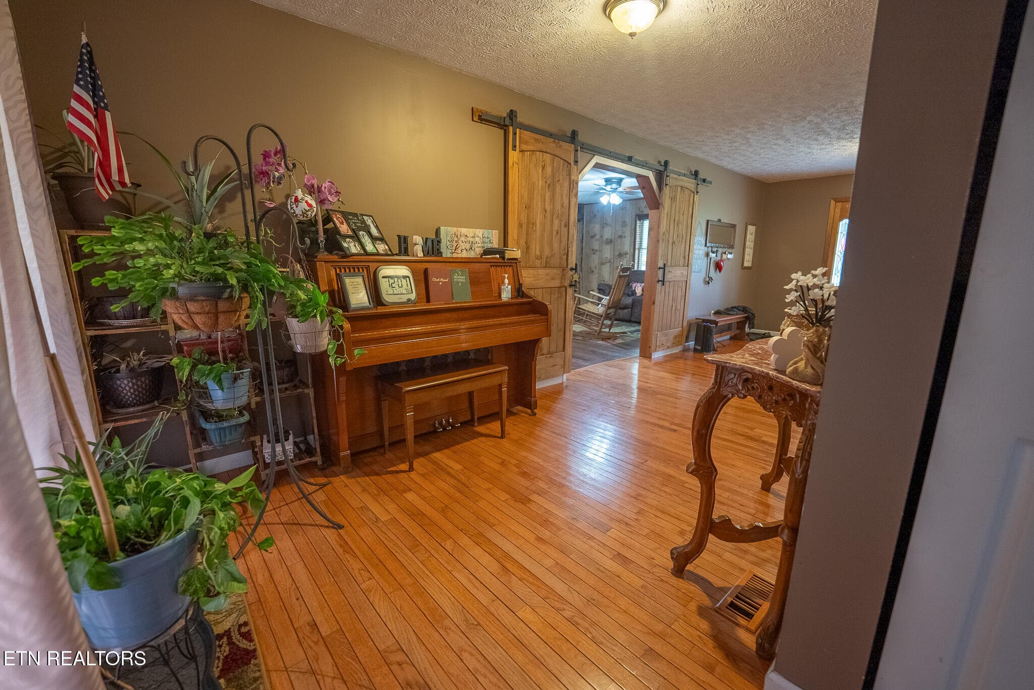 DSC06882 - 8651 Tazewell Hwy, Sneedville, TN 37869, Sneedville