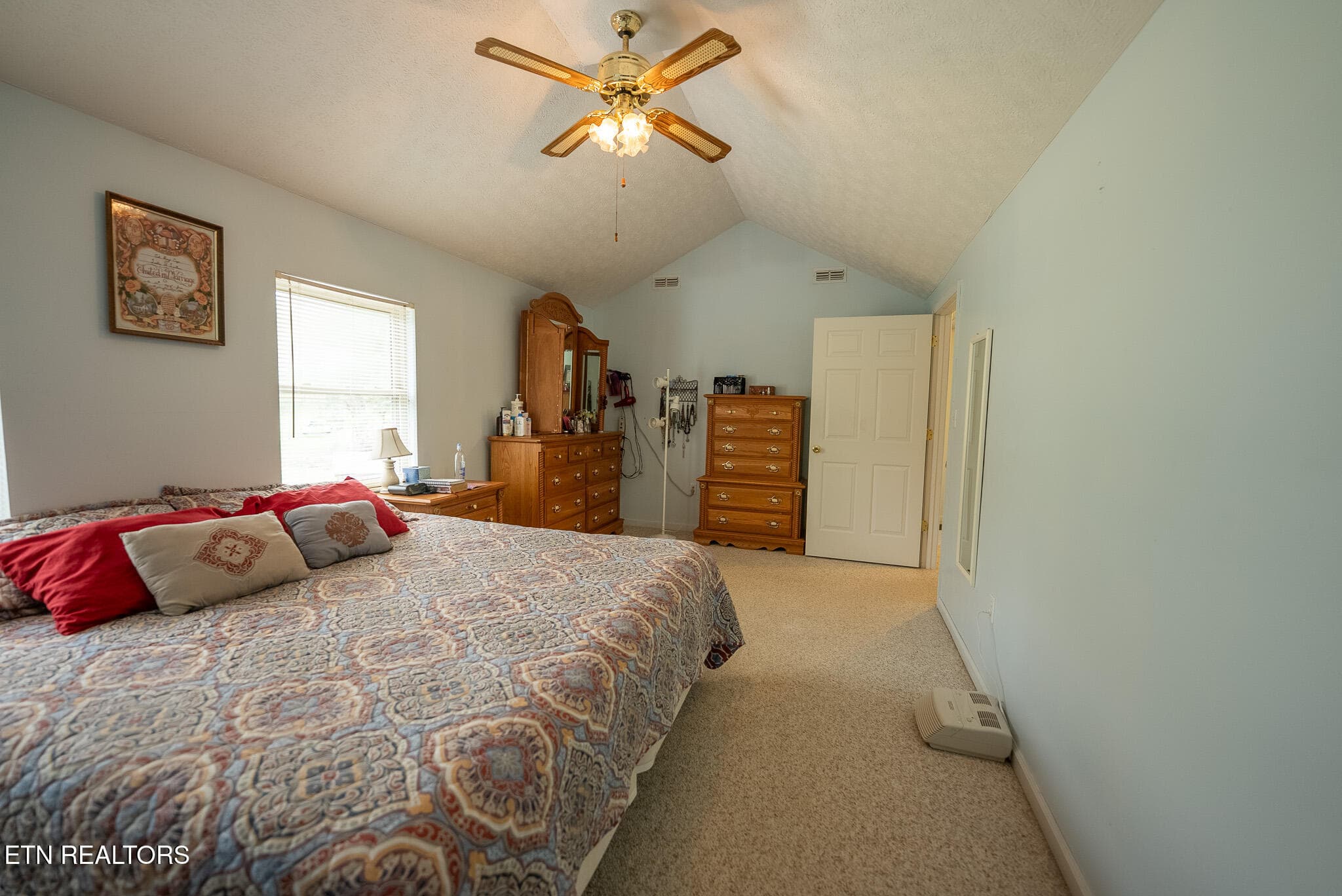 DSC06913 - 8651 Tazewell Hwy, Sneedville, TN 37869, Sneedville