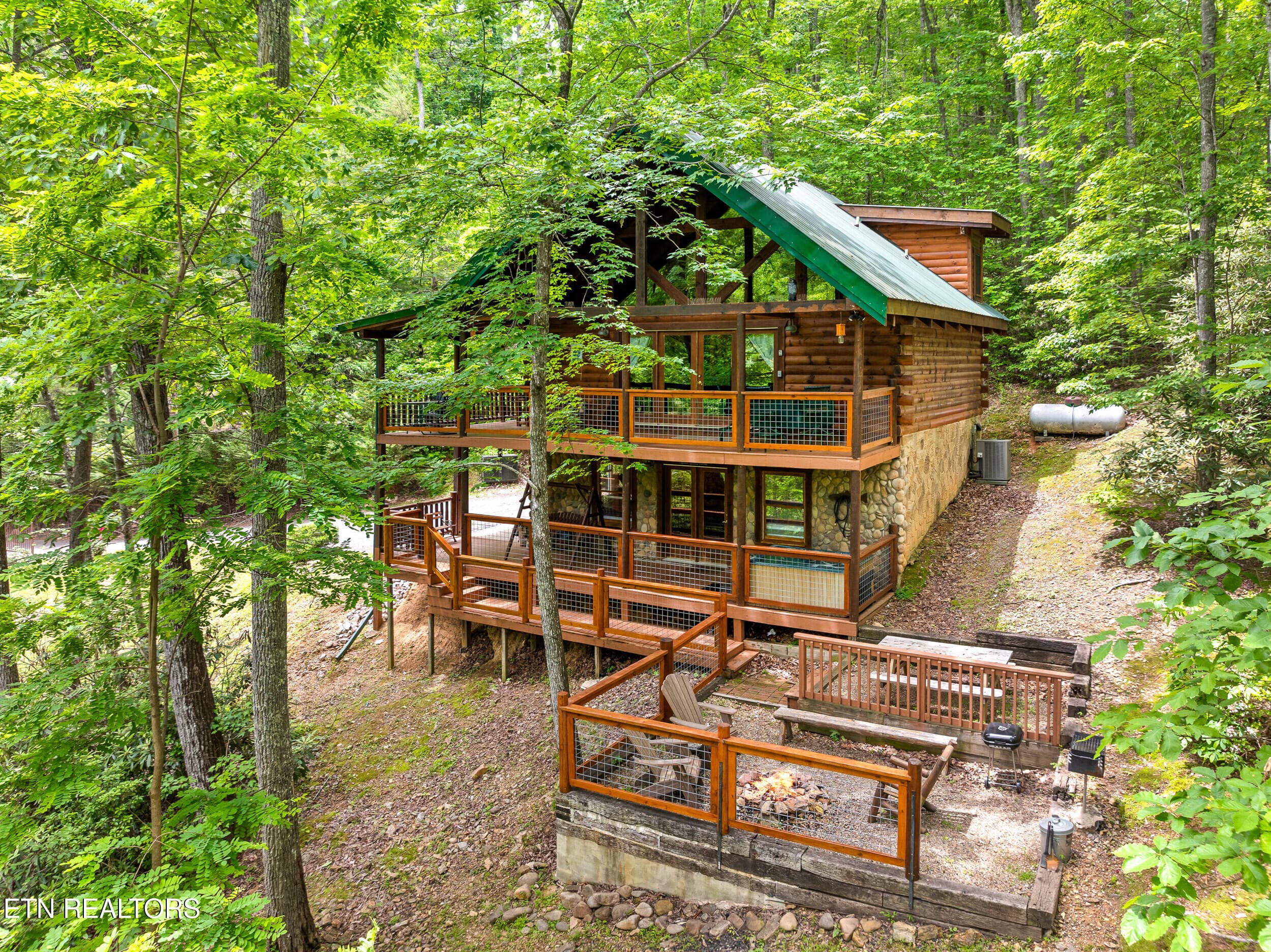 4230 alyssa way-3 - 4230 Alyssa Way, Gatlinburg, TN 37738, Gatlinburg