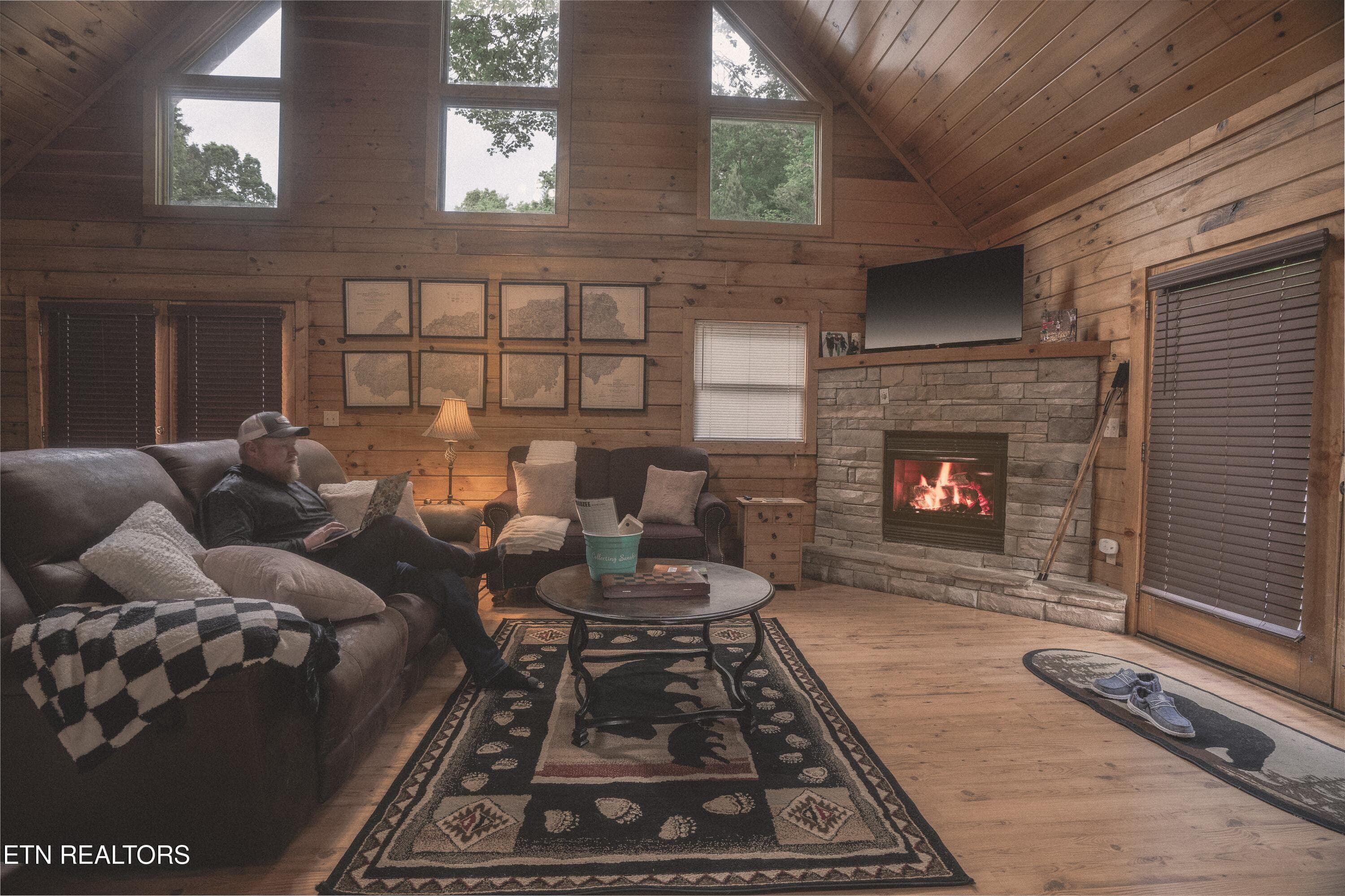 clubhouse - 1695 Misty Hollow Way, Gatlinburg, TN 37738, Gatlinburg