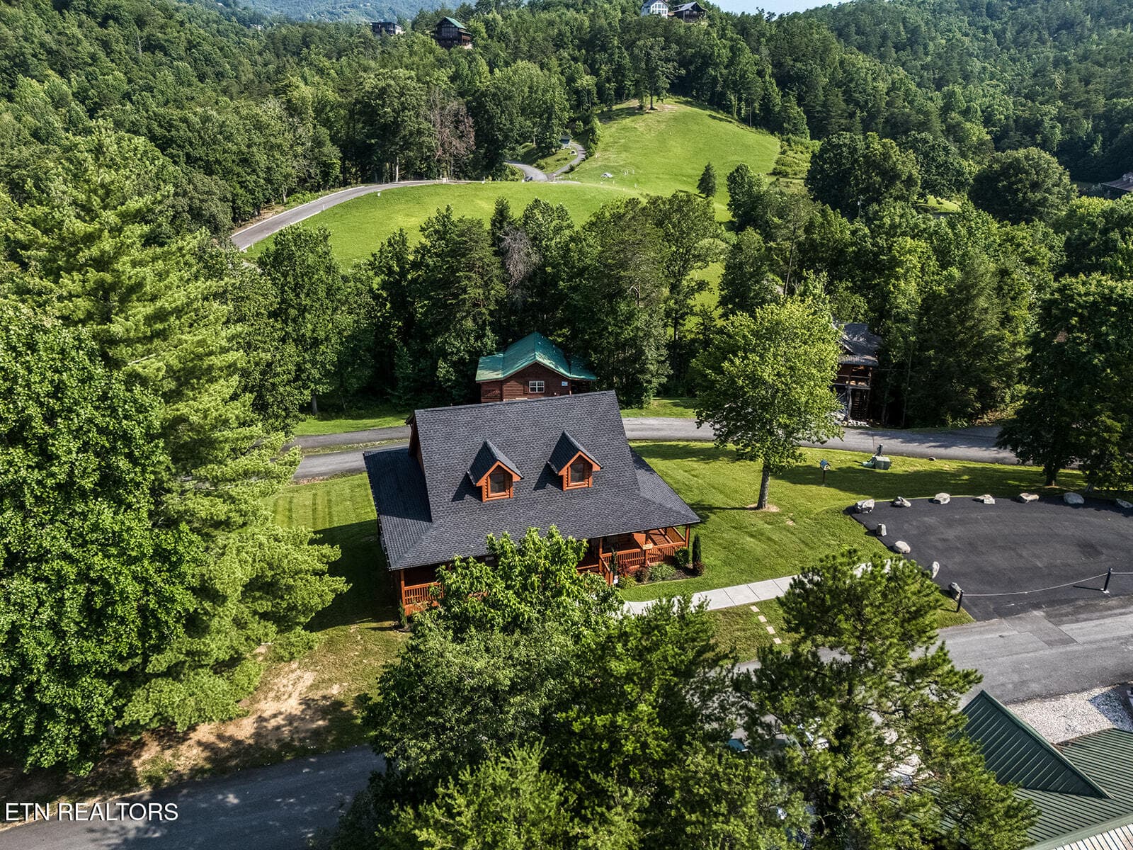 2028 Piney Overlook Ln-0003 - 2028 Piney Overlook Lane, Sevierville, TN 37862