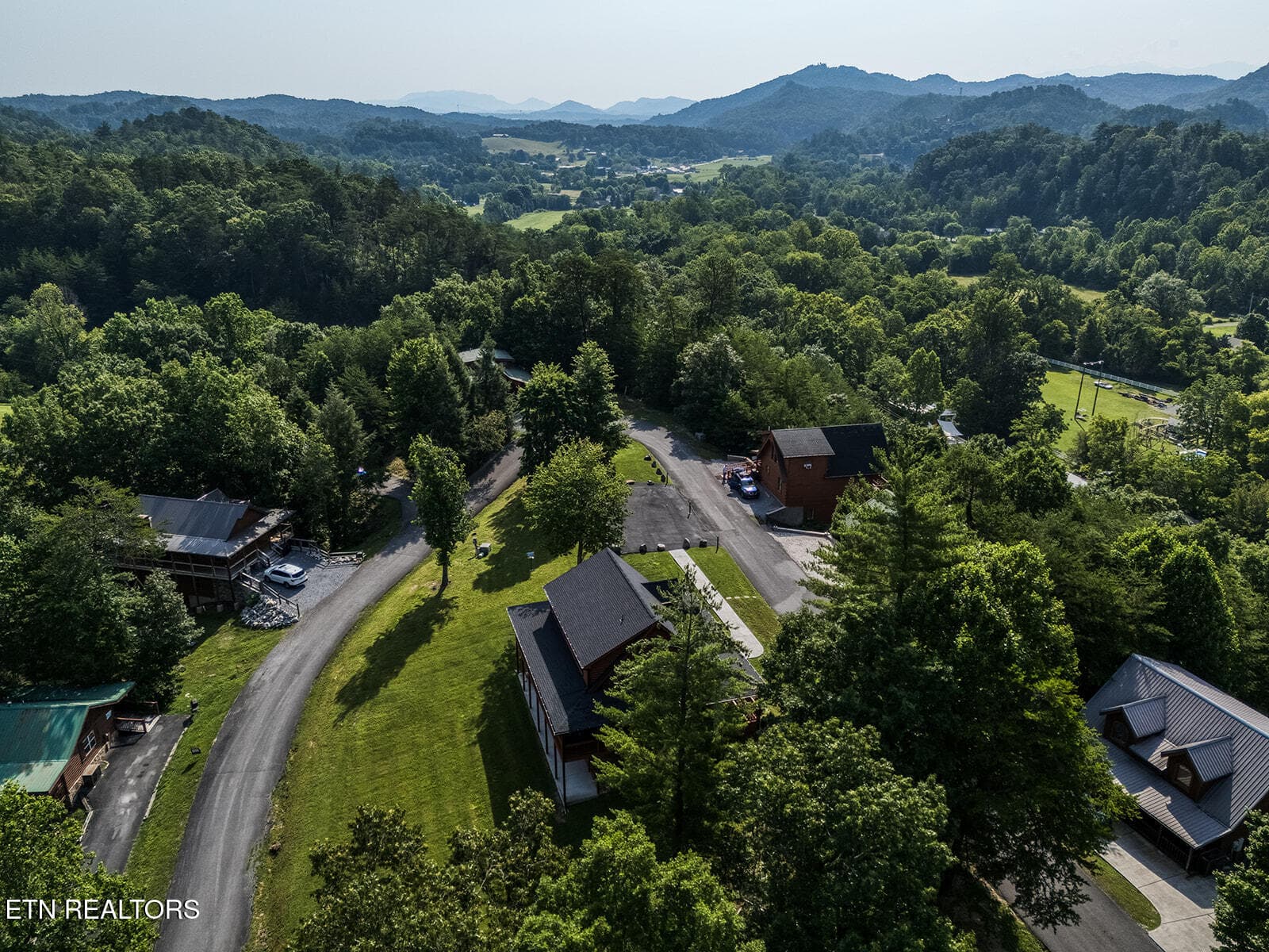 2028 Piney Overlook Ln-0005 - 2028 Piney Overlook Lane, Sevierville, TN 37862