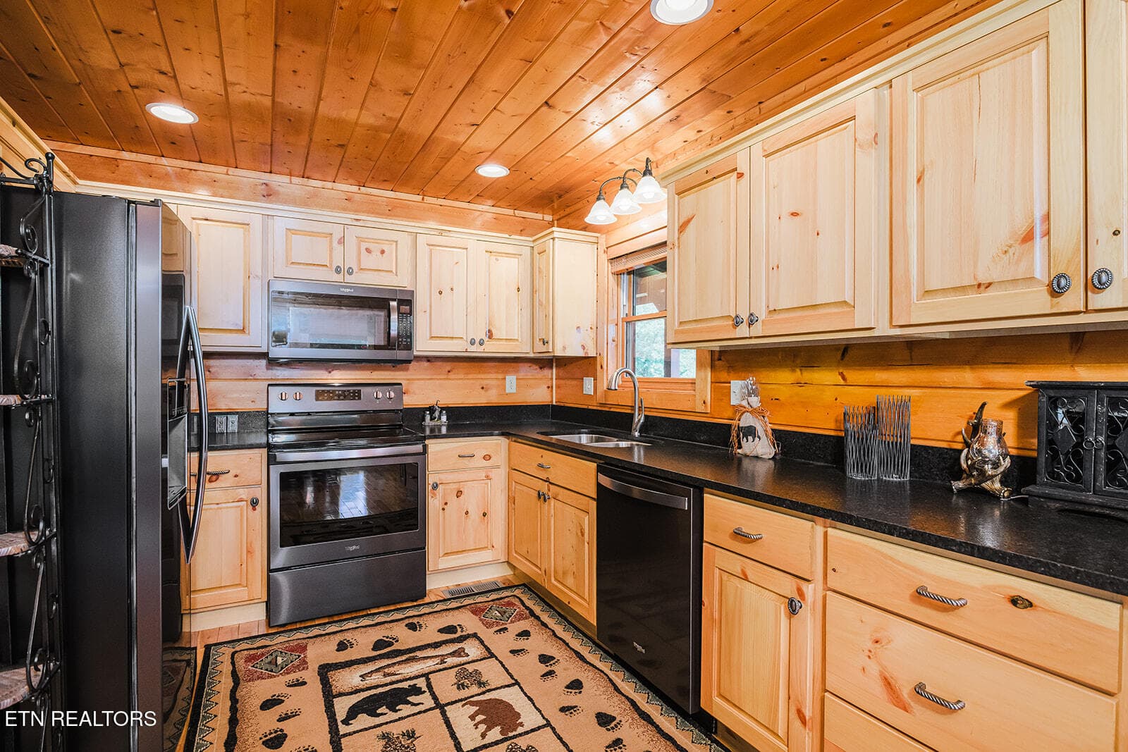 2028 Piney Overlook Ln-0051 - 2028 Piney Overlook Lane, Sevierville, TN 37862