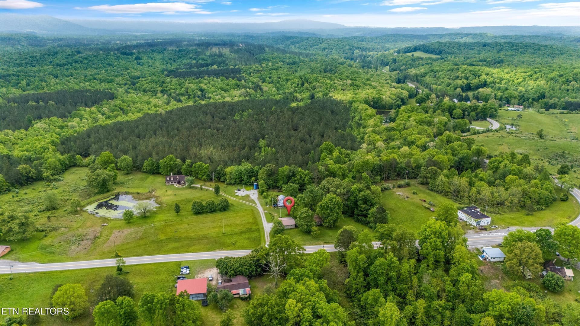 Expansive 39.52-Acre Propertyl - 9438-0 Morgan County Hwy, Sunbright, TN 37872