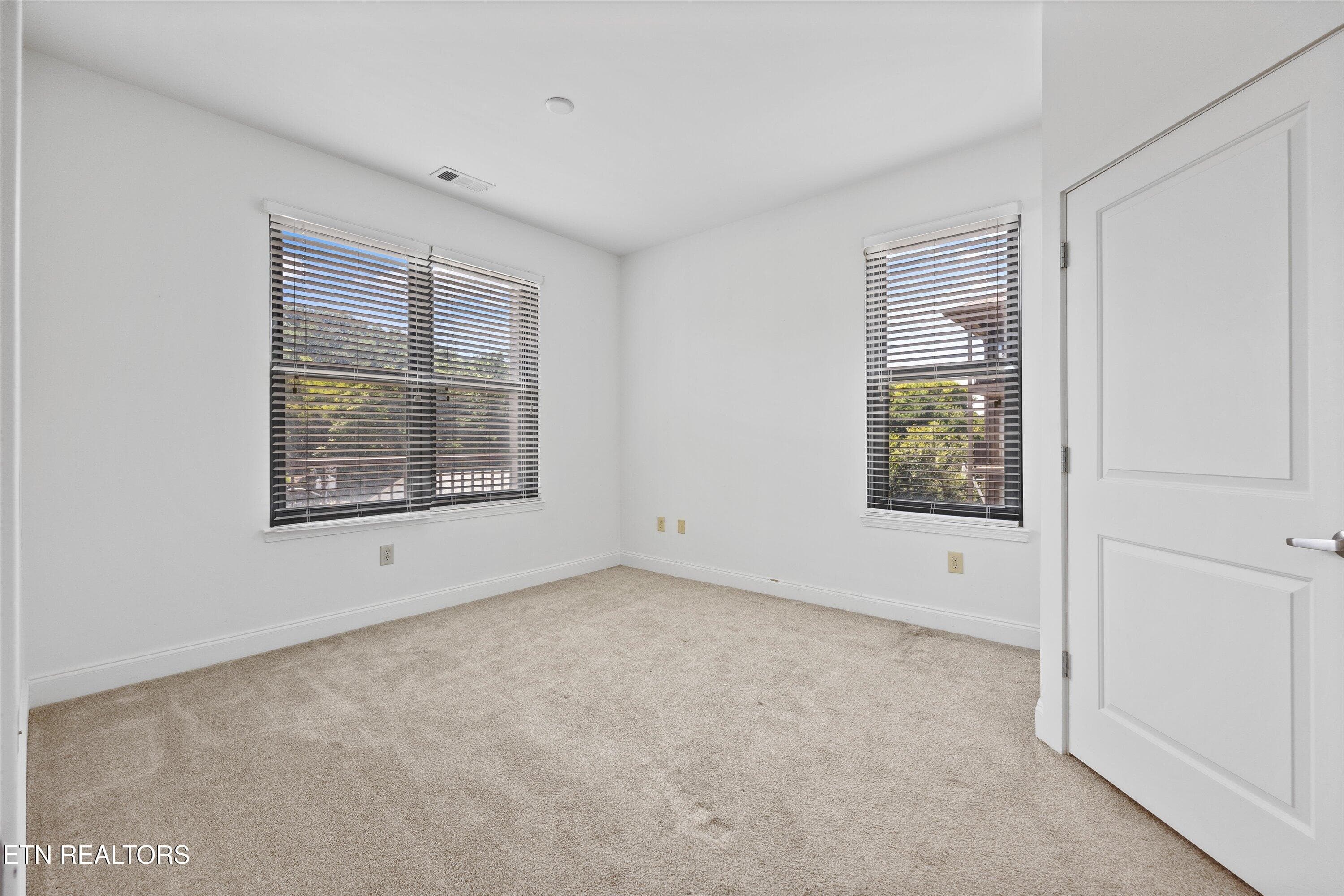 22-445 W Blount Ave 23 - 445 W Blount Ave 428, Knoxville, TN 37920, Knoxville