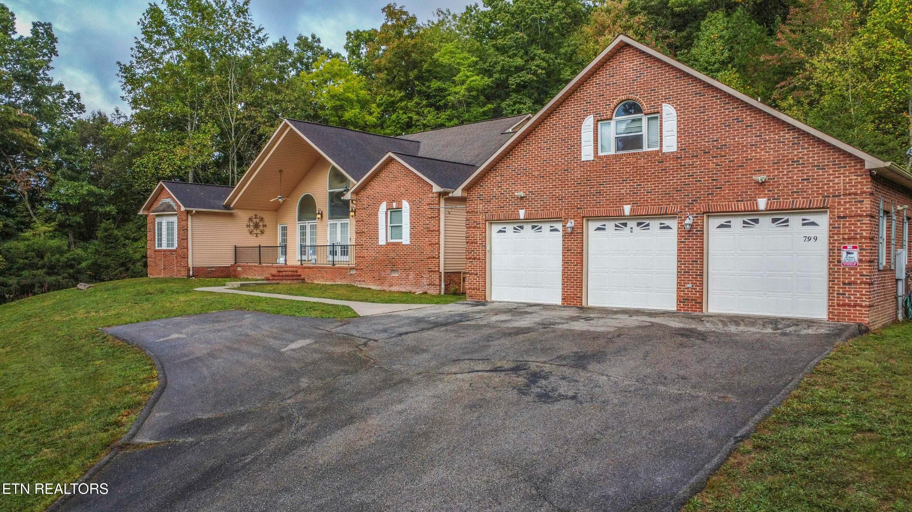 drone 16_1 - 799 Twin Hills Lane, Jacksboro, TN 37757, Jacksboro