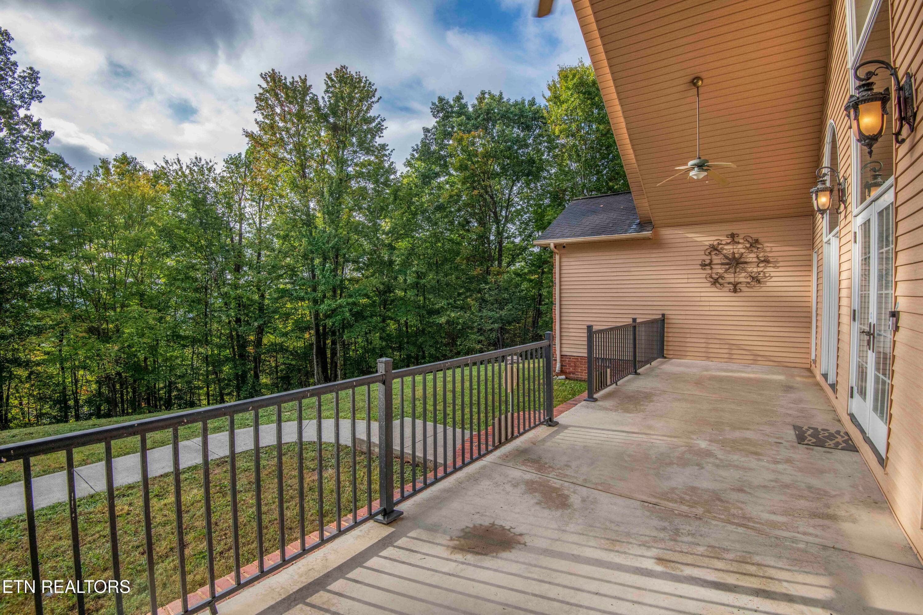porch 1_1 - 799 Twin Hills Lane, Jacksboro, TN 37757, Jacksboro