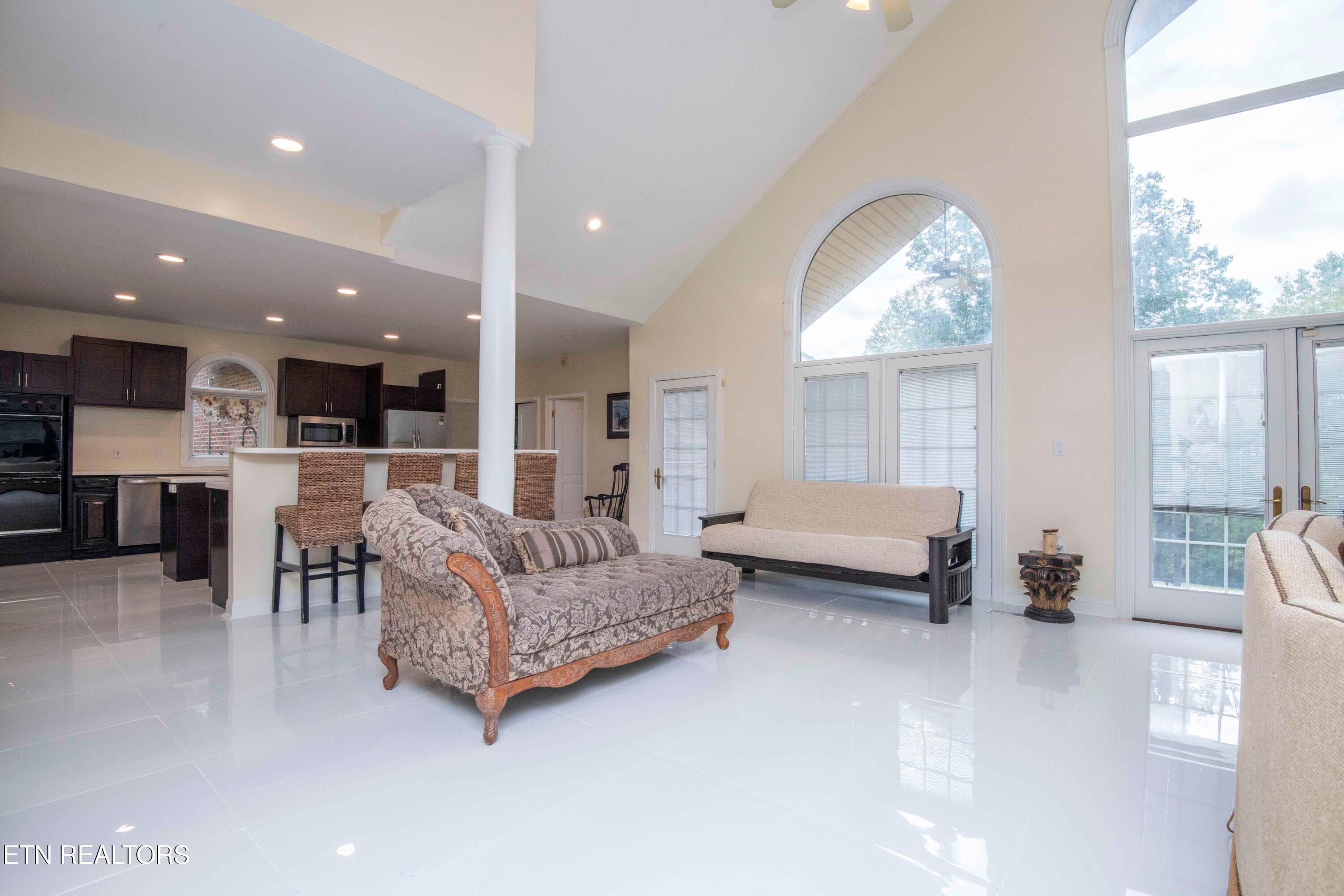 living 1_1 - 799 Twin Hills Lane, Jacksboro, TN 37757, Jacksboro