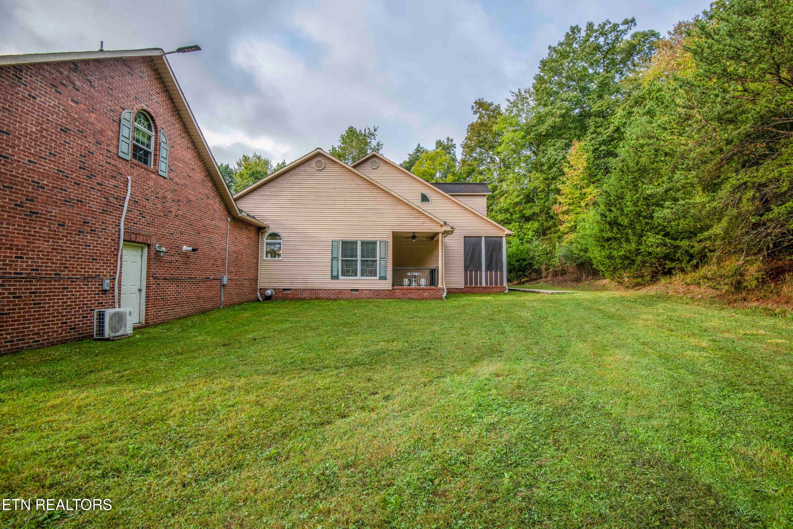 yard 3_1 - 799 Twin Hills Lane, Jacksboro, TN 37757, Jacksboro