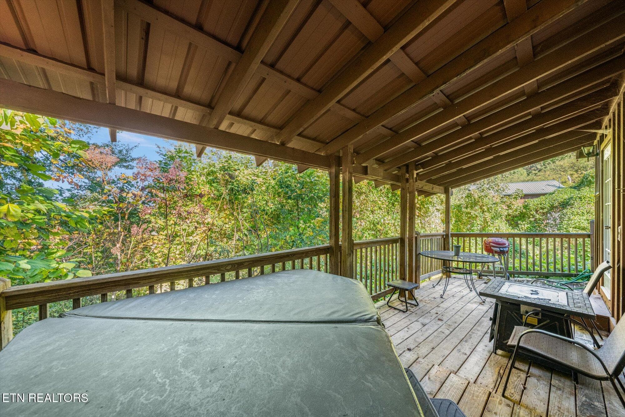10-713-Hazy-Cir-Gatlinburg-TN-10 - 713 Hazy Circle, Gatlinburg, TN 37738, Gatlinburg