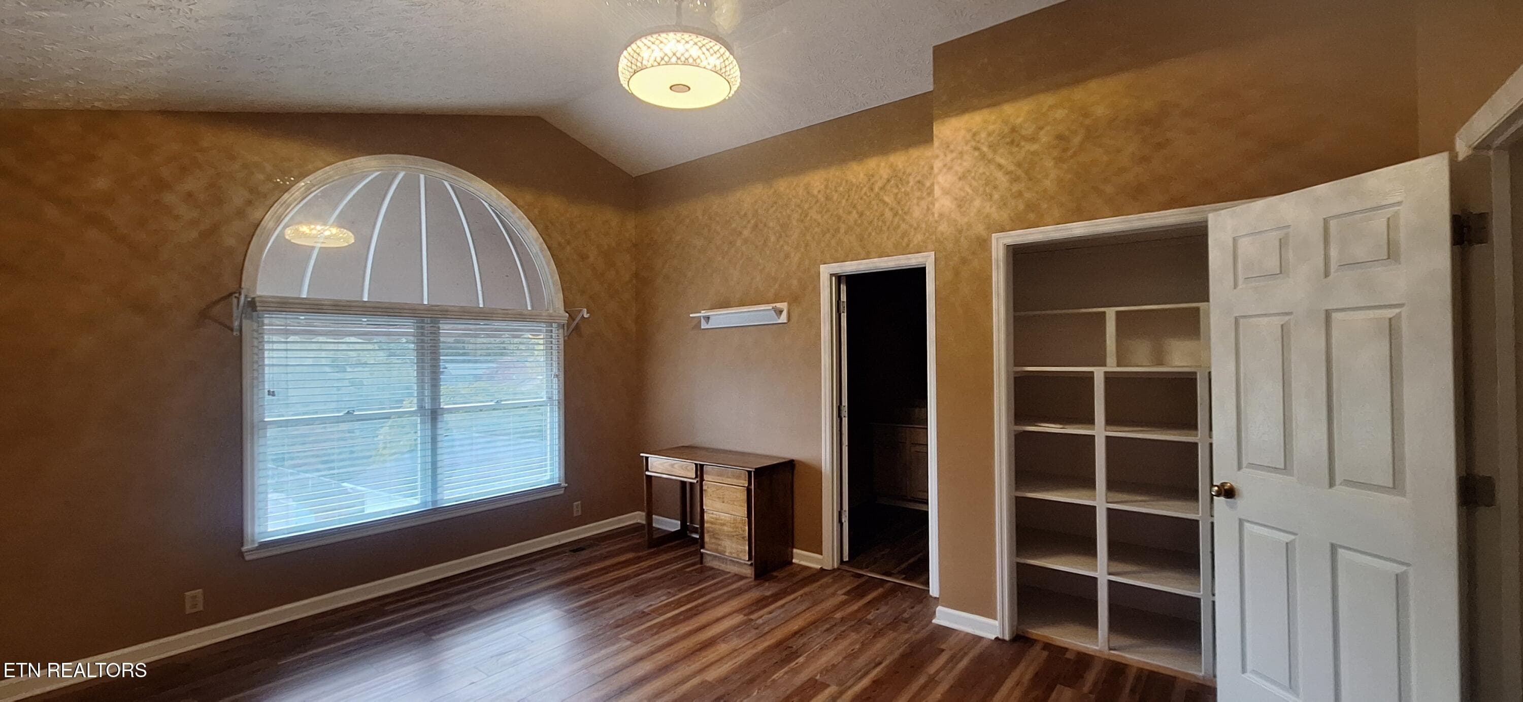 20251017_175835 - 7905 Whitcomb Rd, Powell, TN 37849