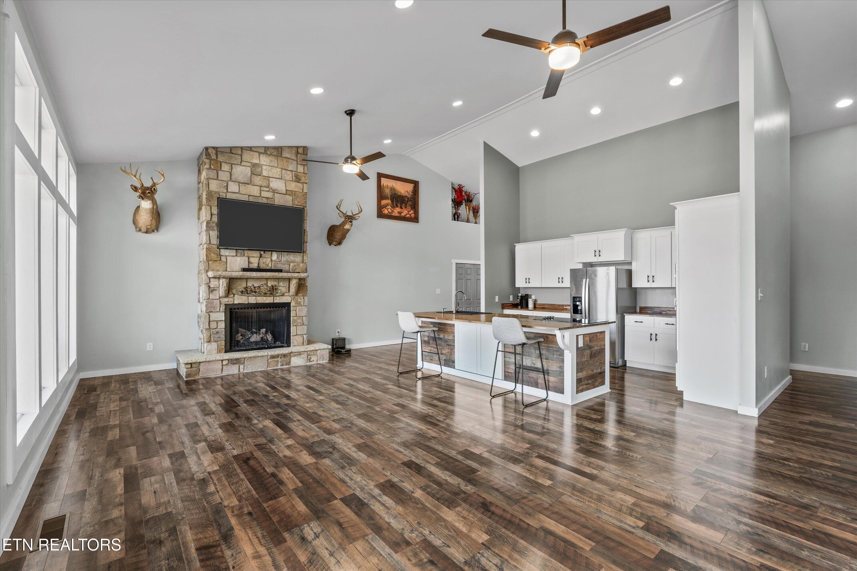 08-620 E Norris Point Rd-06 - 620 E Norris Point Rd, LaFollette, TN 37766