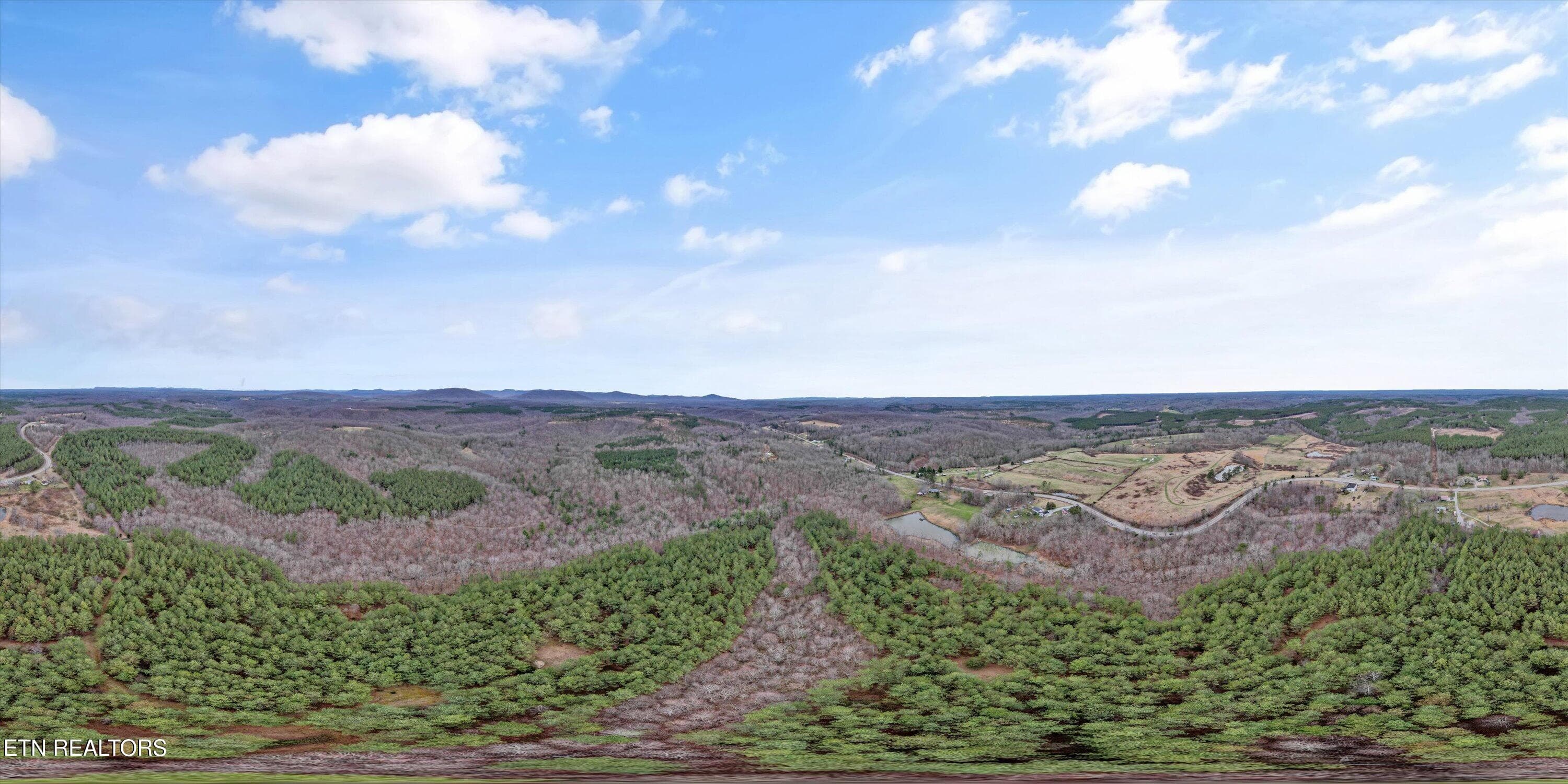 Ideal for Outdoor Enthusiasts - 0 Morgan Co Hwy, Sunbright, TN 37872