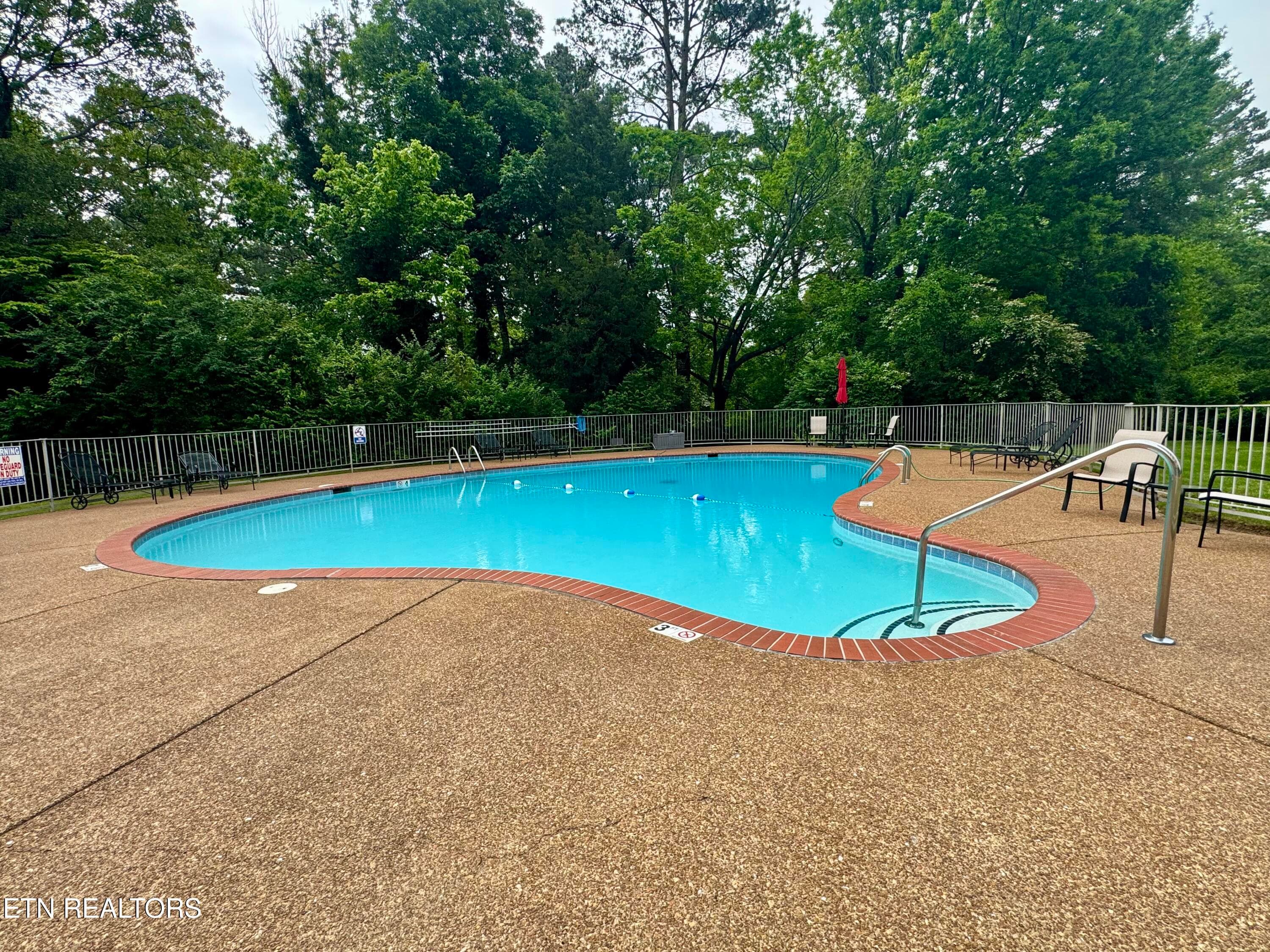 Pool - 1414 Continental Drive 302, Chattanooga, TN 37405, Chattanooga