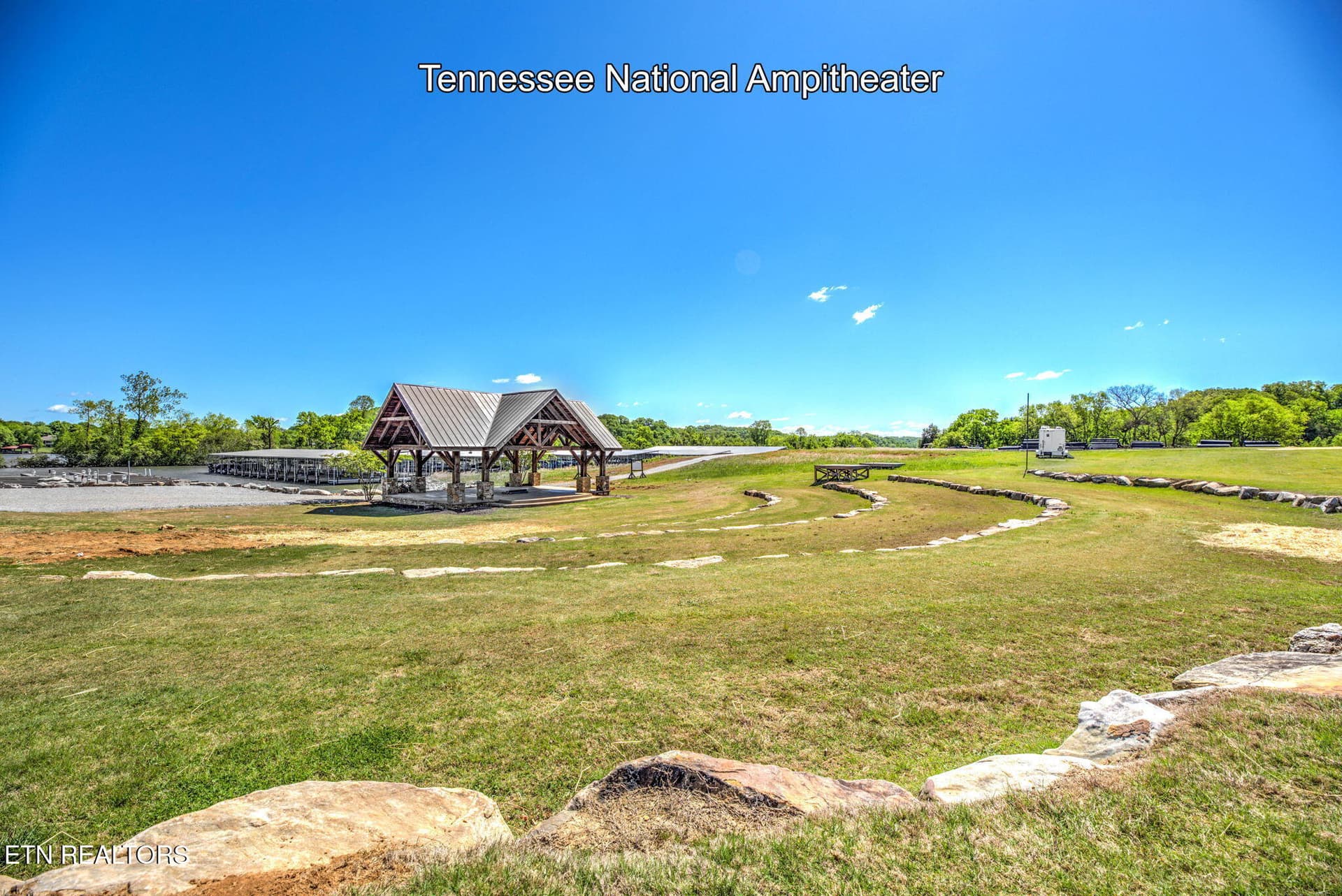 1000019200 - 3010 Old Dogwood Tr, Loudon, TN 37774