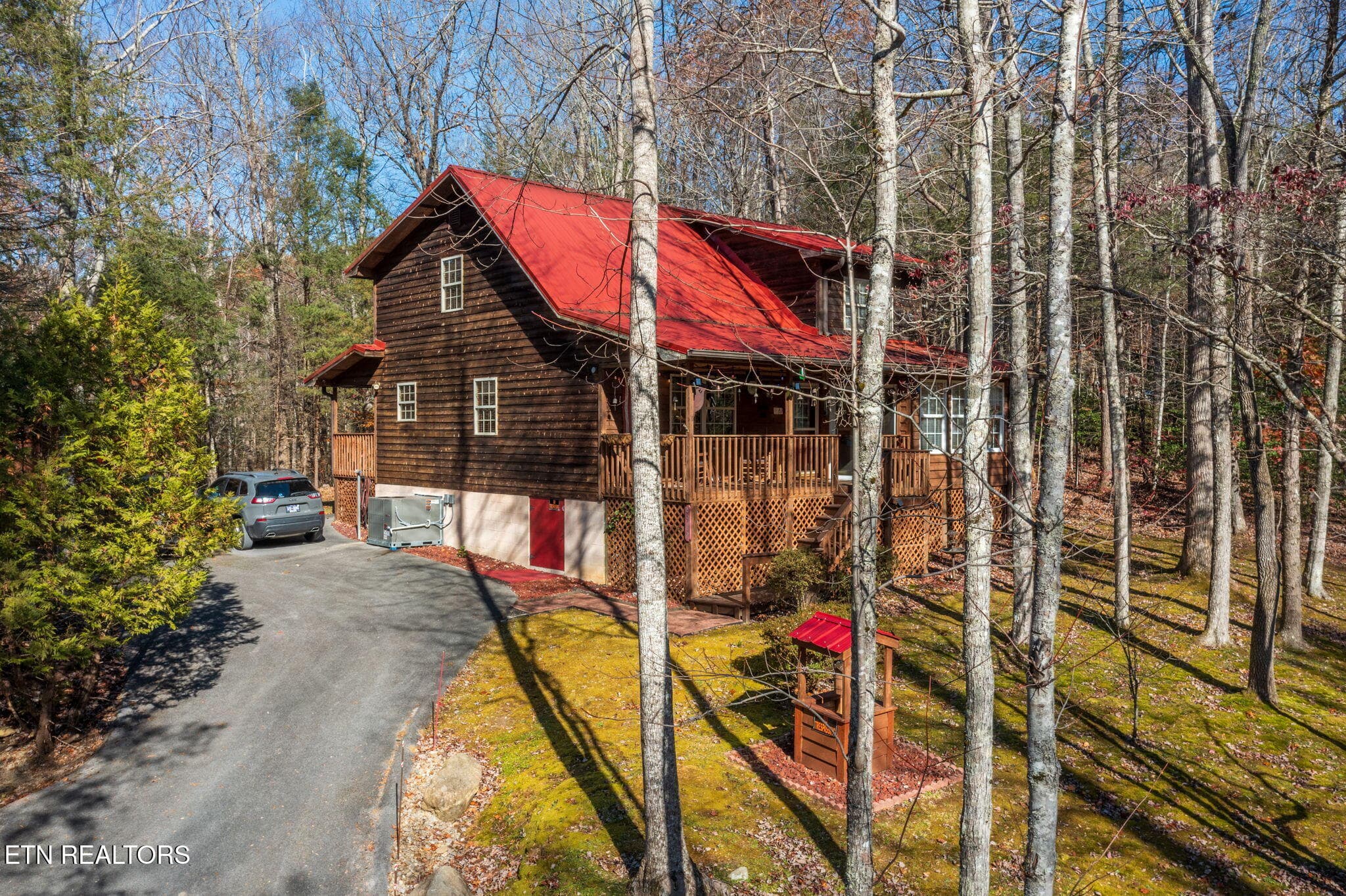 homesandvideos aerials-13598 - 4917 Latta Way, Gatlinburg, TN 37738, Gatlinburg