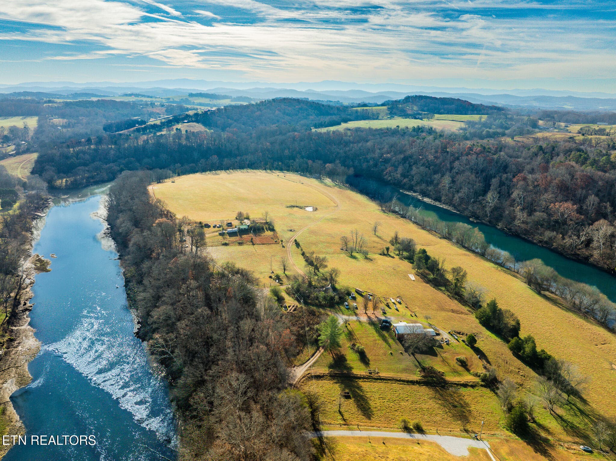 598 Horse Shoe Bend Rd - 598 Horse Shoe Bend Rd, Blaine, TN 37709