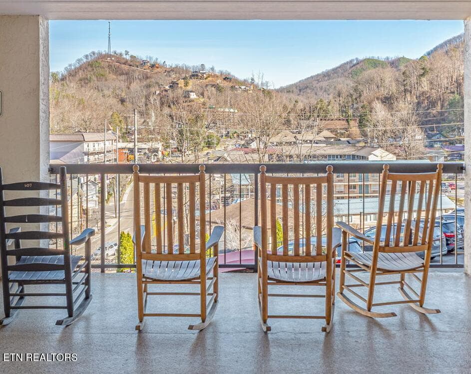View from the 2nd Floor Viewing Area - 102 Baskins Creek Bypass 207, Gatlinburg, TN 37738, Gatlinburg