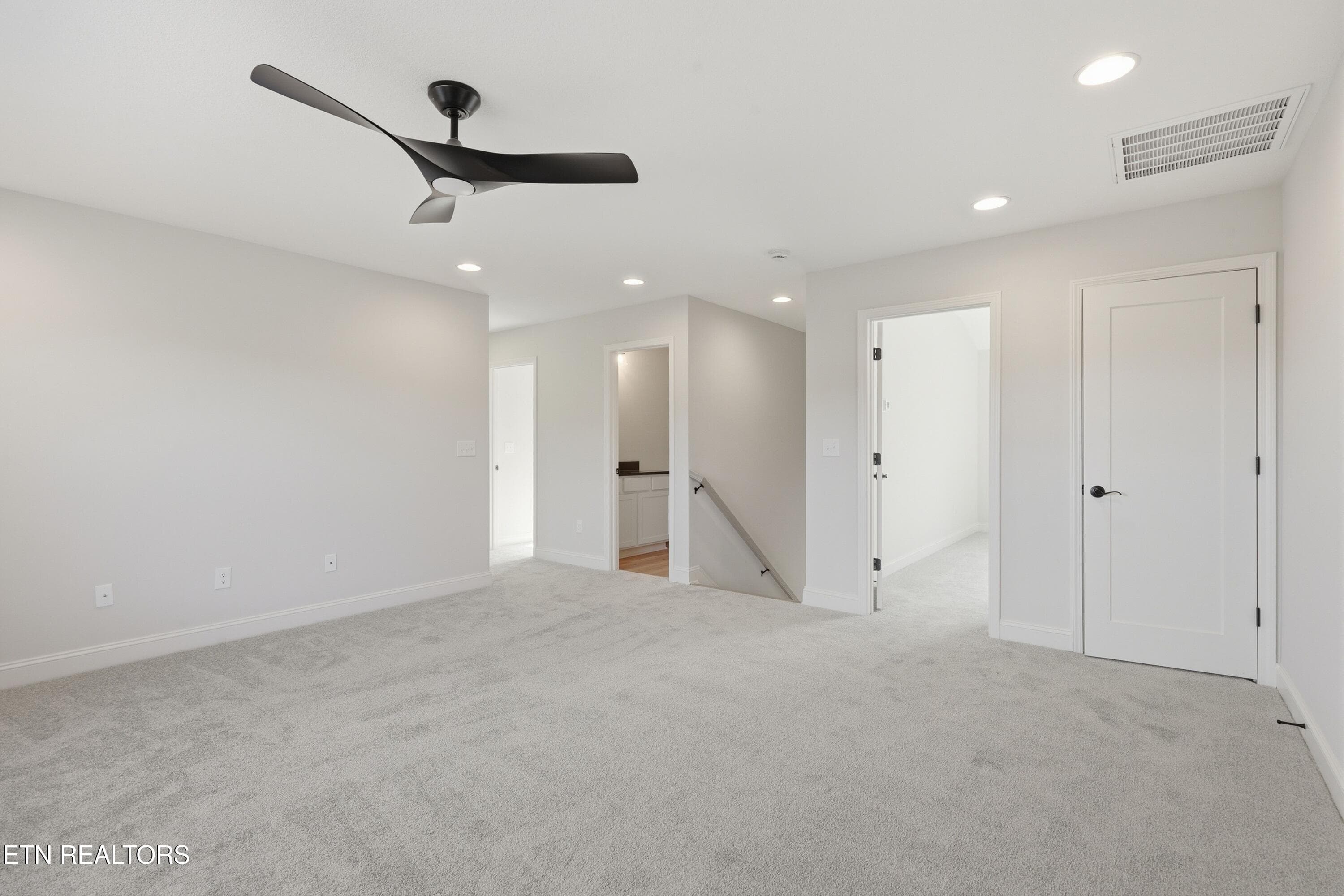 Loft - 2036 Hickory Reserve Rd, Knoxville, TN 37932, Knoxville