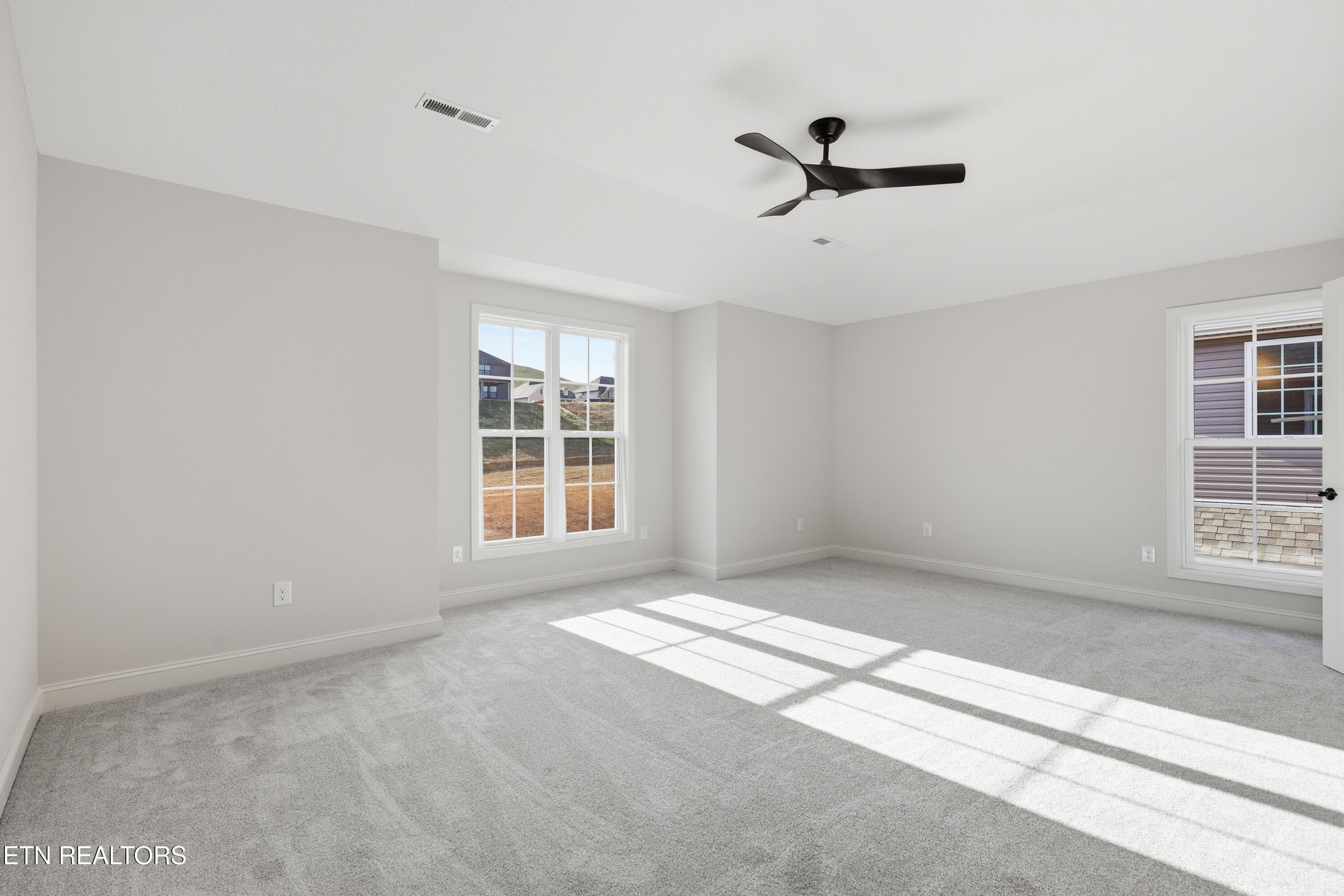 Primary Bedroom - 2036 Hickory Reserve Rd, Knoxville, TN 37932, Knoxville