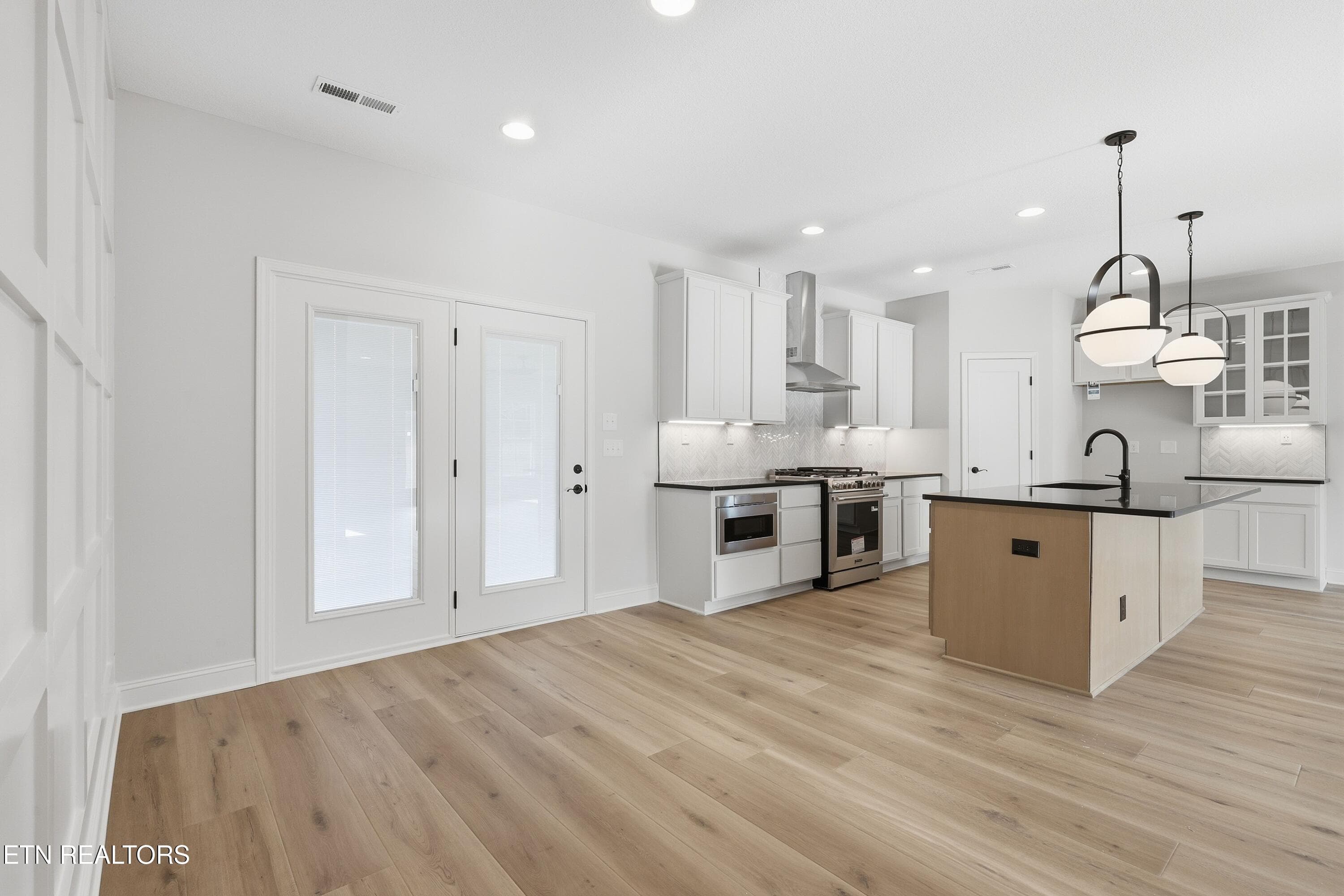Breakfast Area - 2036 Hickory Reserve Rd, Knoxville, TN 37932, Knoxville