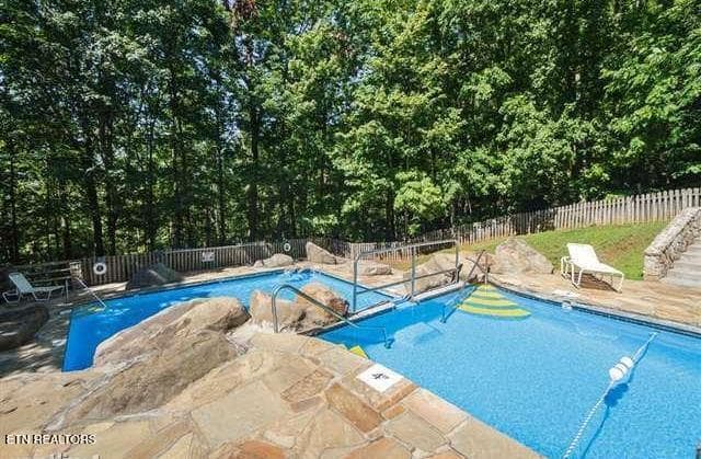 Cobbly Nob Pool - 917 Pine Cone Way, Gatlinburg, TN 37738, Gatlinburg