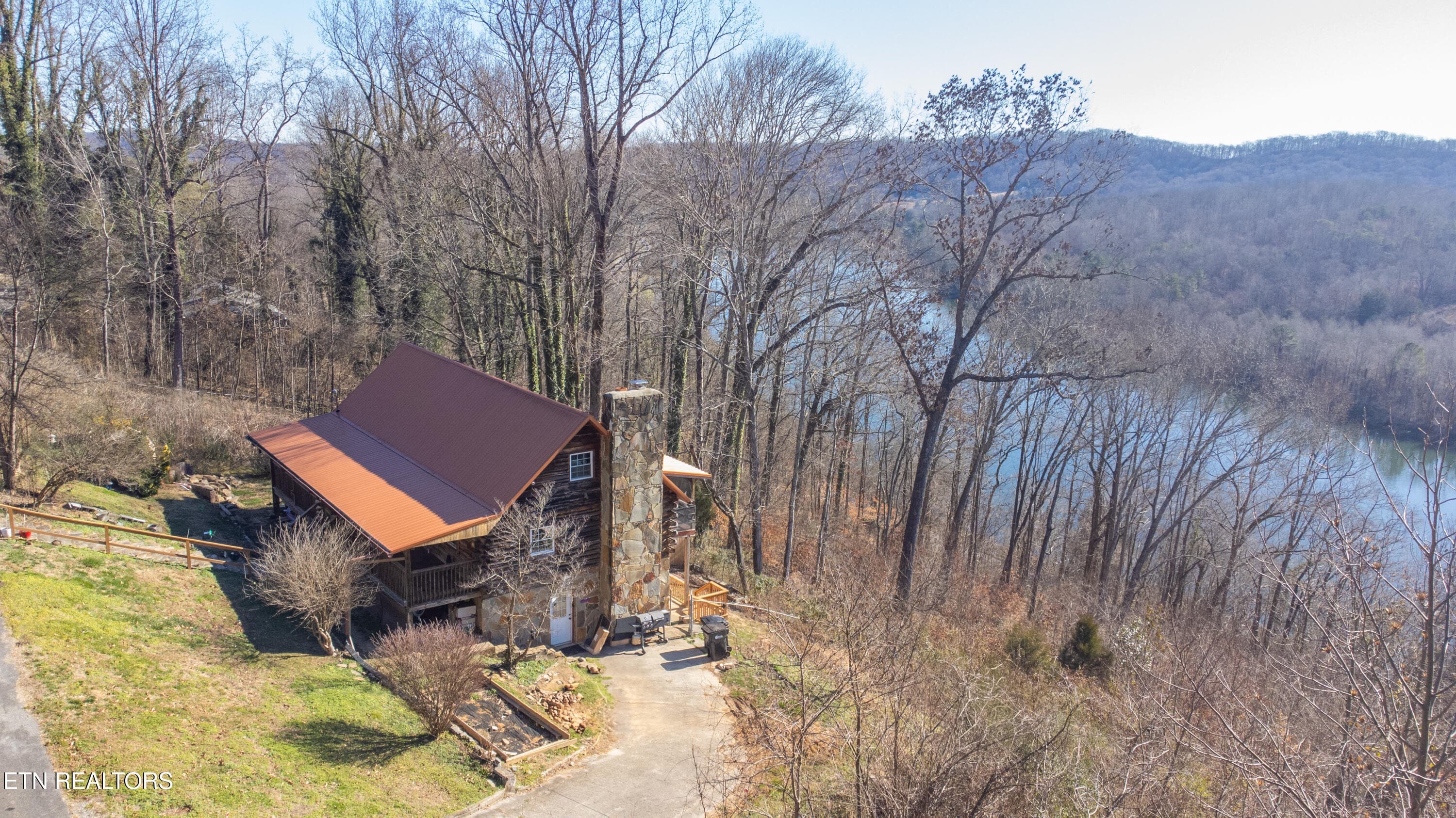 191 Hudson Lane - Drone-8 - 191 Hudson Lane, Clinton, TN 37716, Clinton