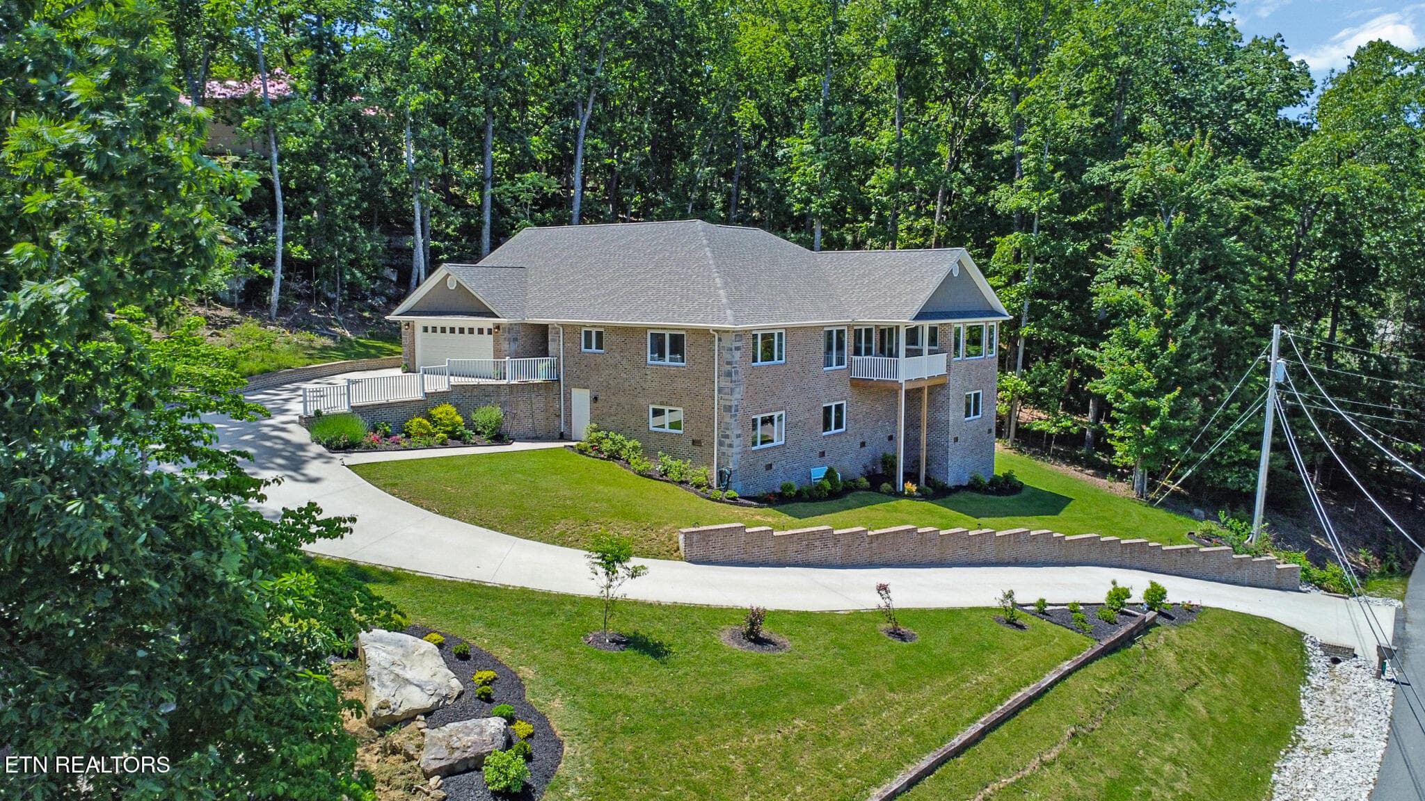 Street view - 38 Markham Terrace, Crossville, TN 38558