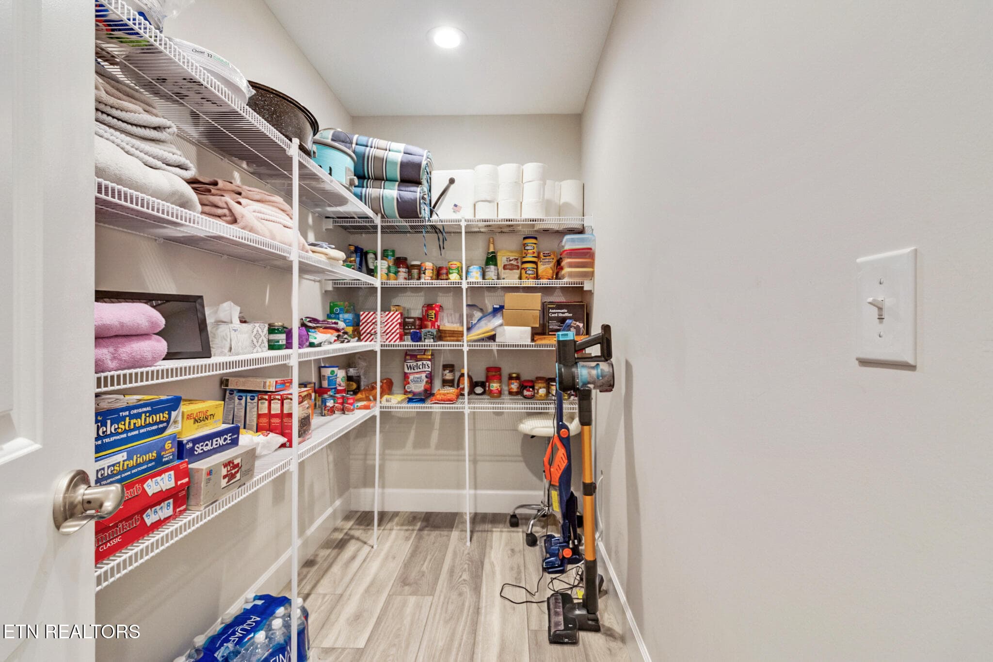 Large pantry - 38 Markham Terrace, Crossville, TN 38558