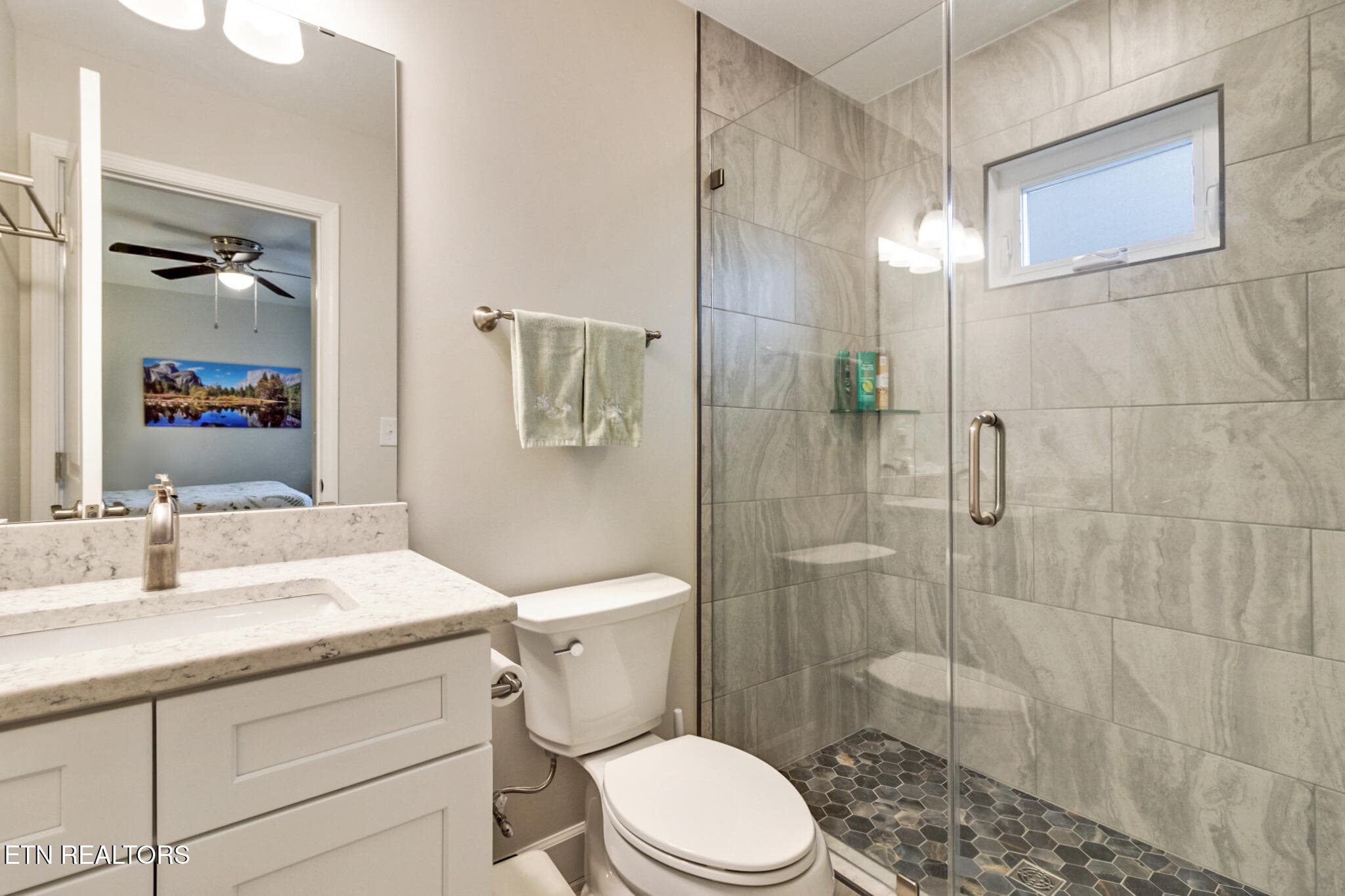 Bathroom 2 bath - 38 Markham Terrace, Crossville, TN 38558