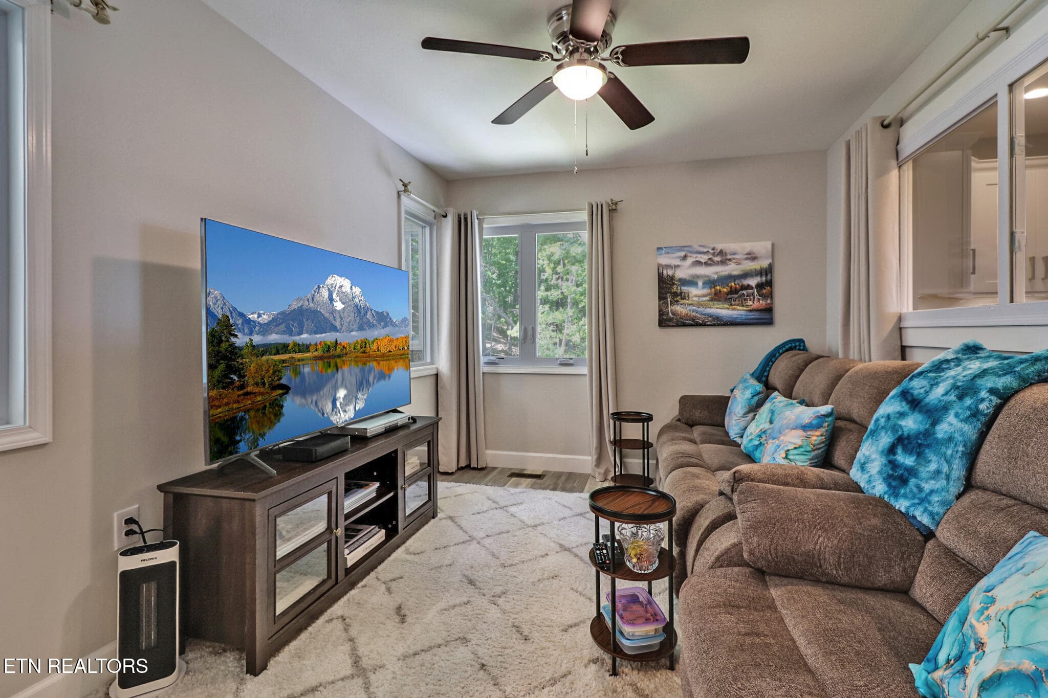 TV room - 38 Markham Terrace, Crossville, TN 38558
