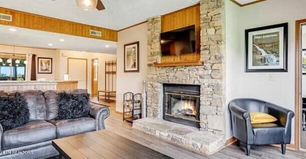 1130SV LIV 2 - 1130 Ski View Drive UNIT 109, Gatlinburg, TN 37738, Gatlinburg