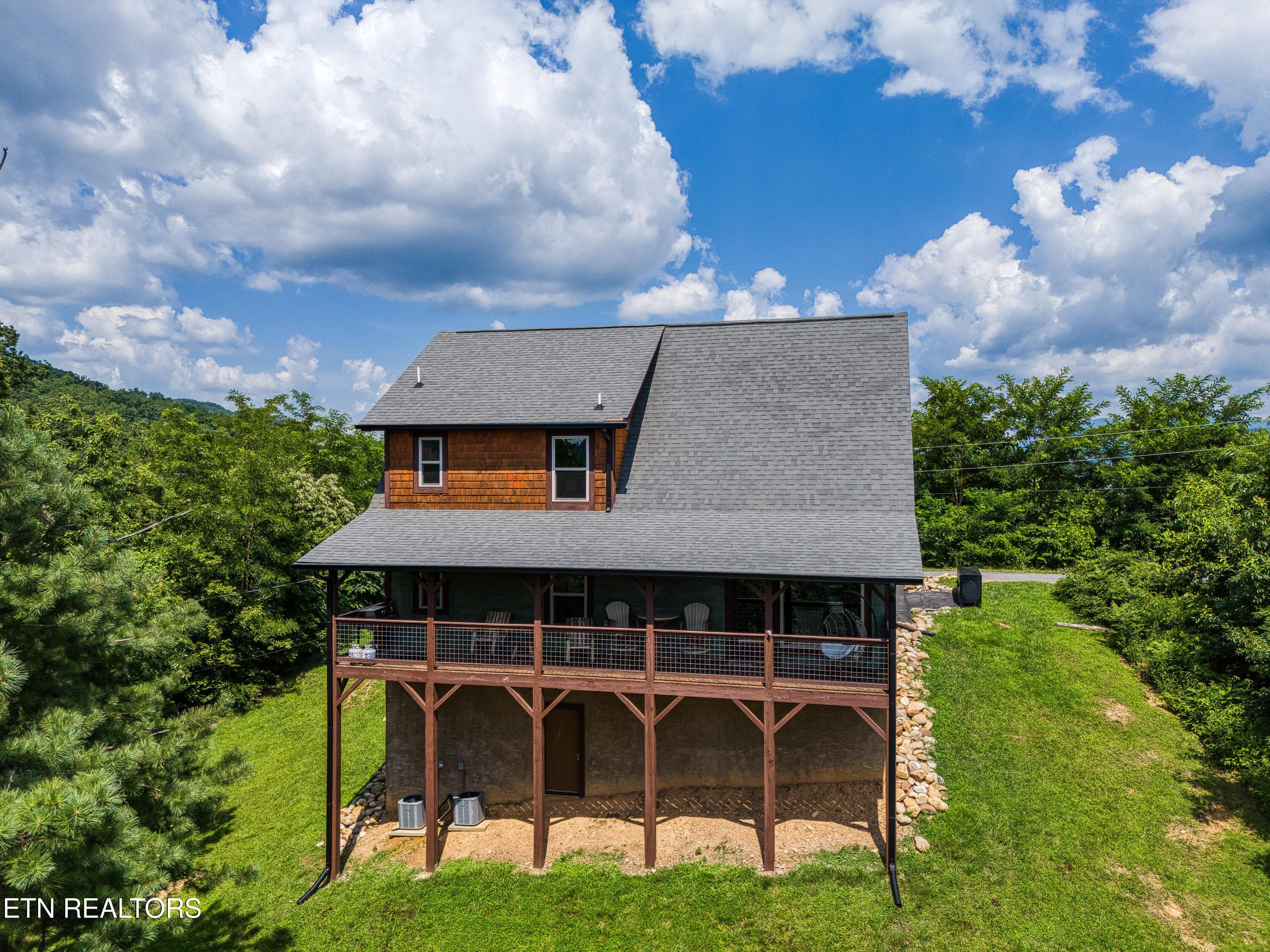804 Upper Picadilly Ln-0057 - 804 Upper Picadilly Lane, Gatlinburg, TN 37738, Gatlinburg