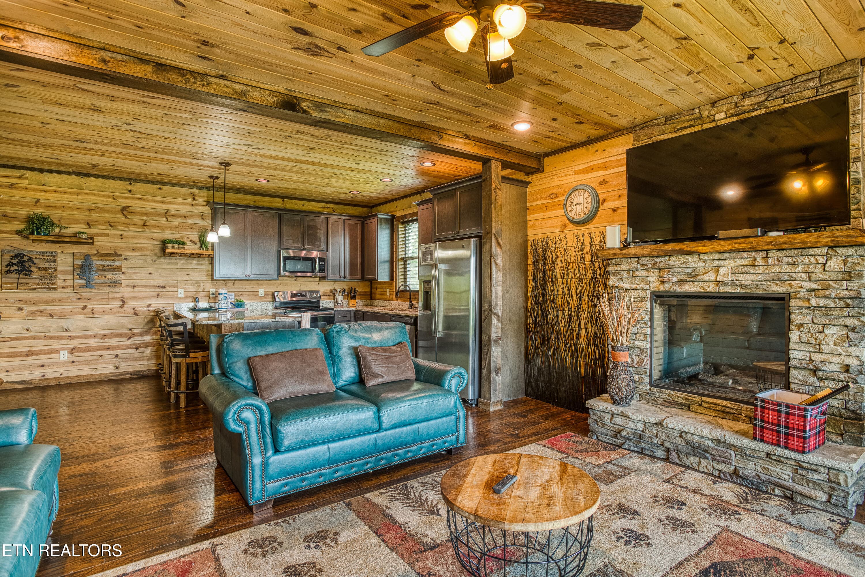 804 Upper Picadilly Ln-0048 - 804 Upper Picadilly Lane, Gatlinburg, TN 37738, Gatlinburg