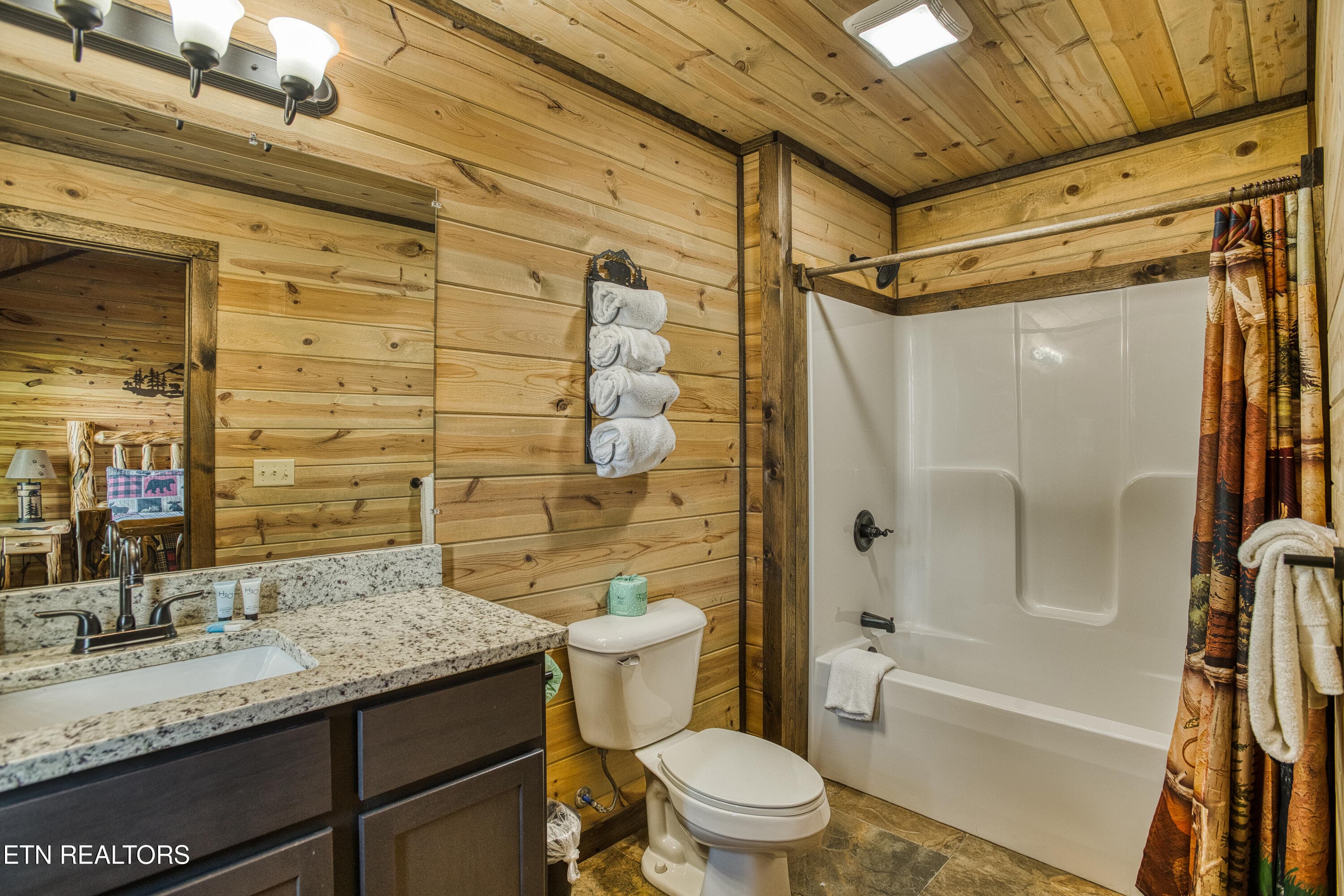 804 Upper Picadilly Ln-0032 - 804 Upper Picadilly Lane, Gatlinburg, TN 37738, Gatlinburg