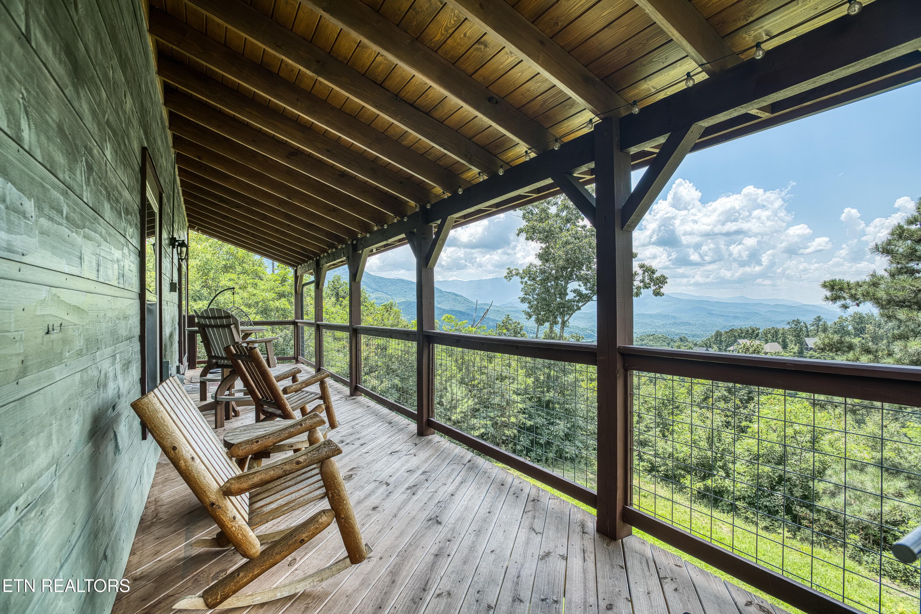804 Upper Picadilly Ln-0026 - 804 Upper Picadilly Lane, Gatlinburg, TN 37738, Gatlinburg