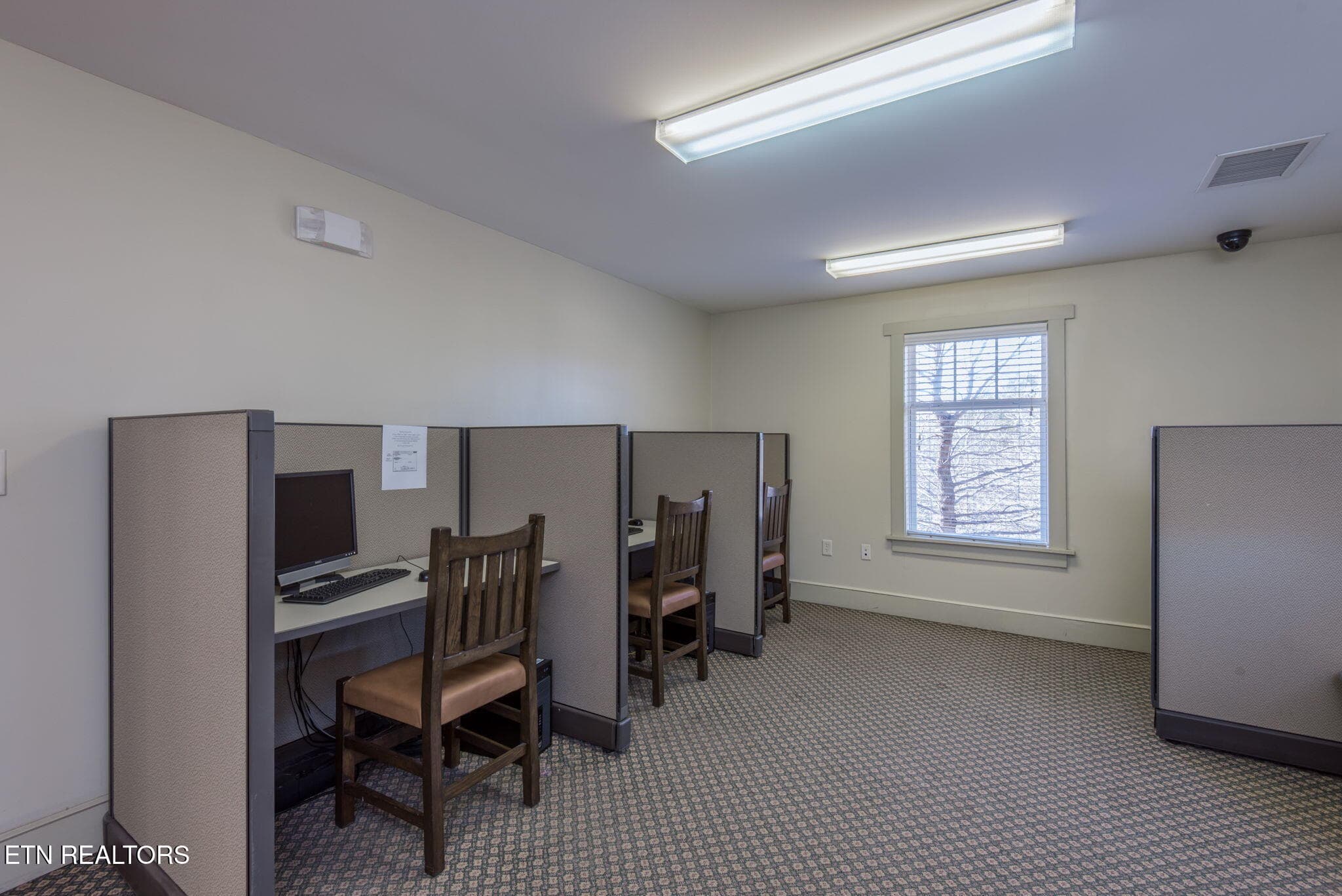 30-web-or-mls-The Woodlands-6 - 3918 Cherokee Woods Way 104, Knoxville, TN 37920, Knoxville