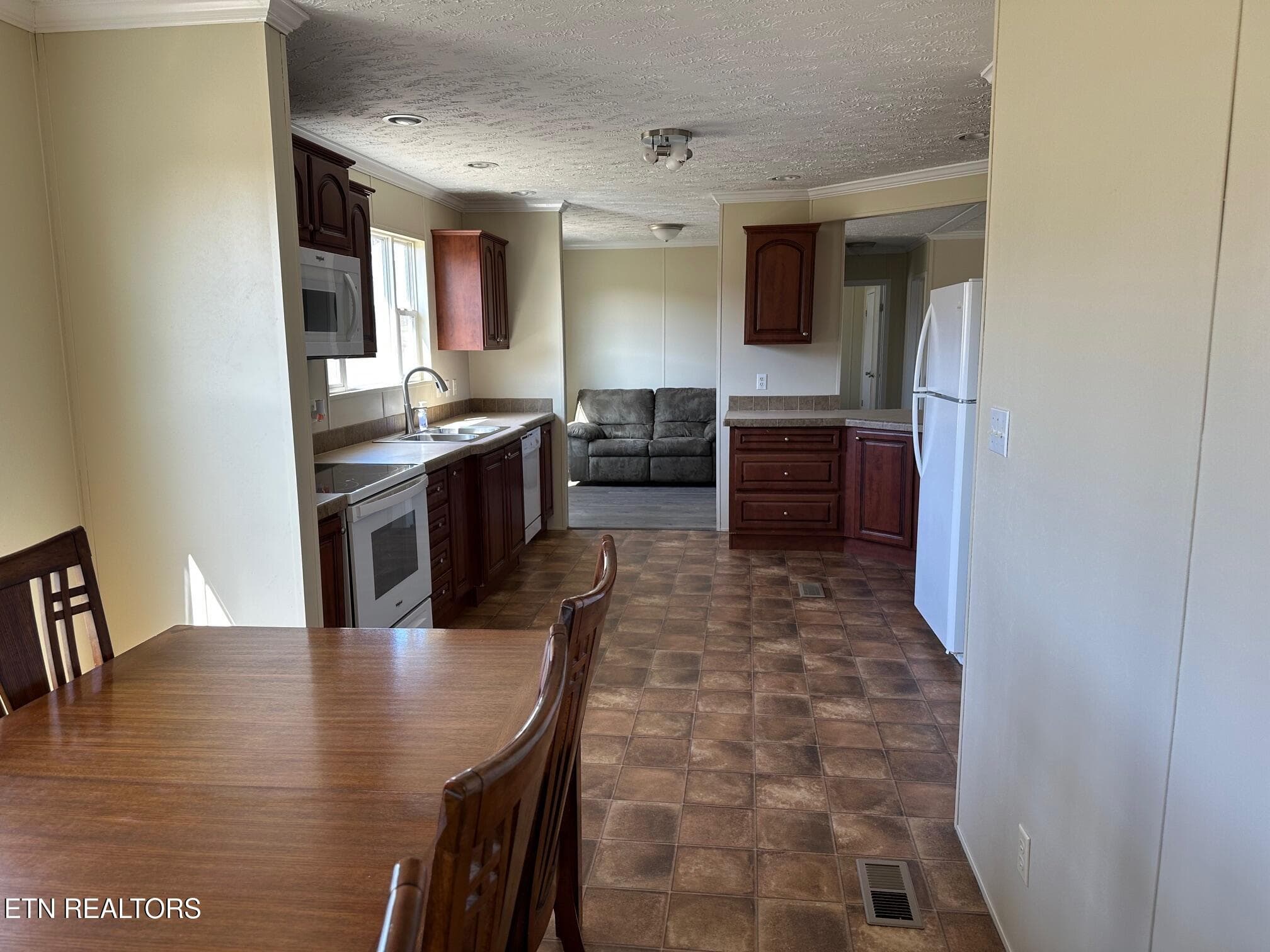 IMG_5353 - 165 Tower Rd, Grandview, TN 37337