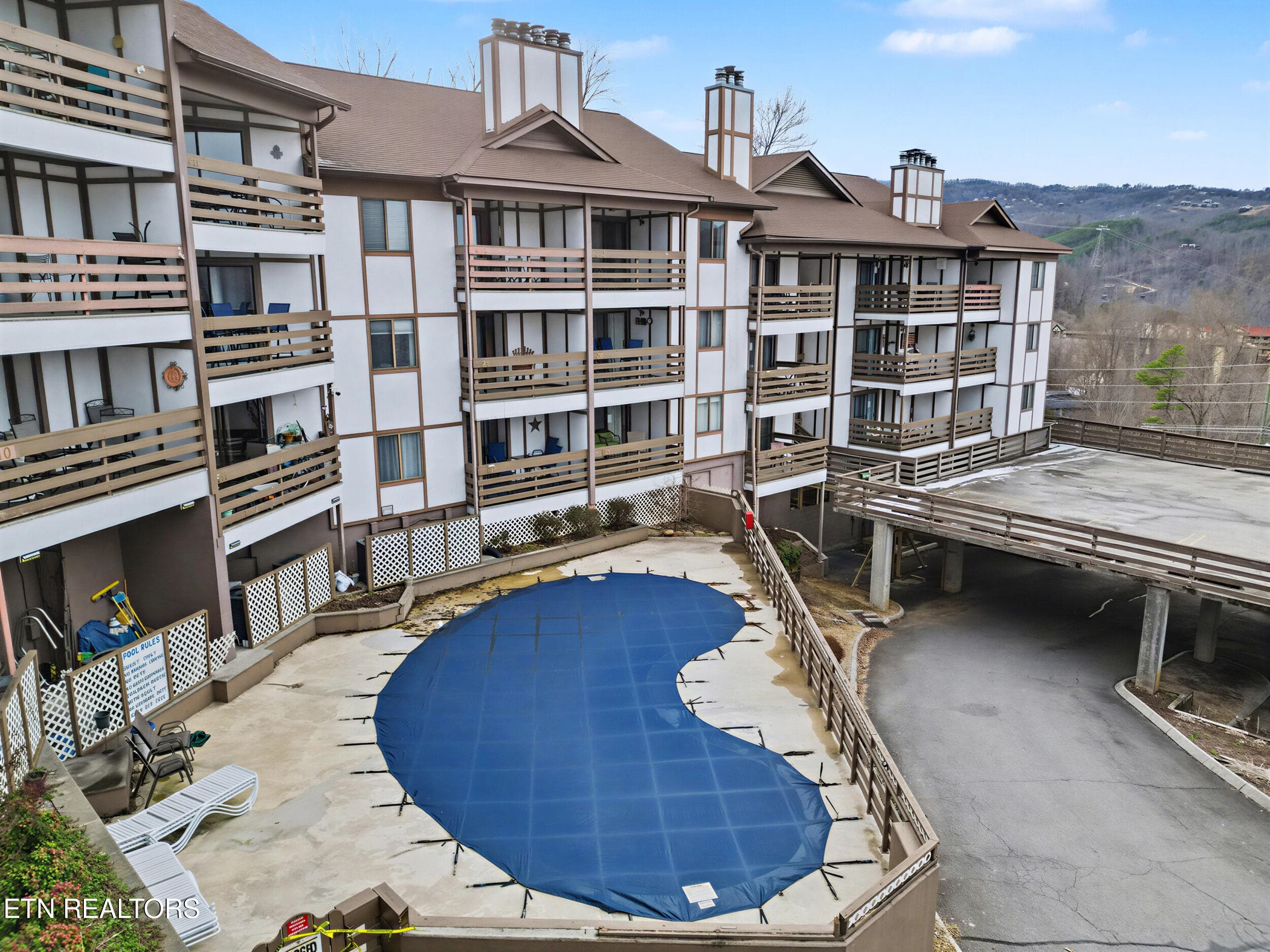 2_13 - 616 Turkey Nest Rd APT 313, Gatlinburg, TN 37738, Gatlinburg