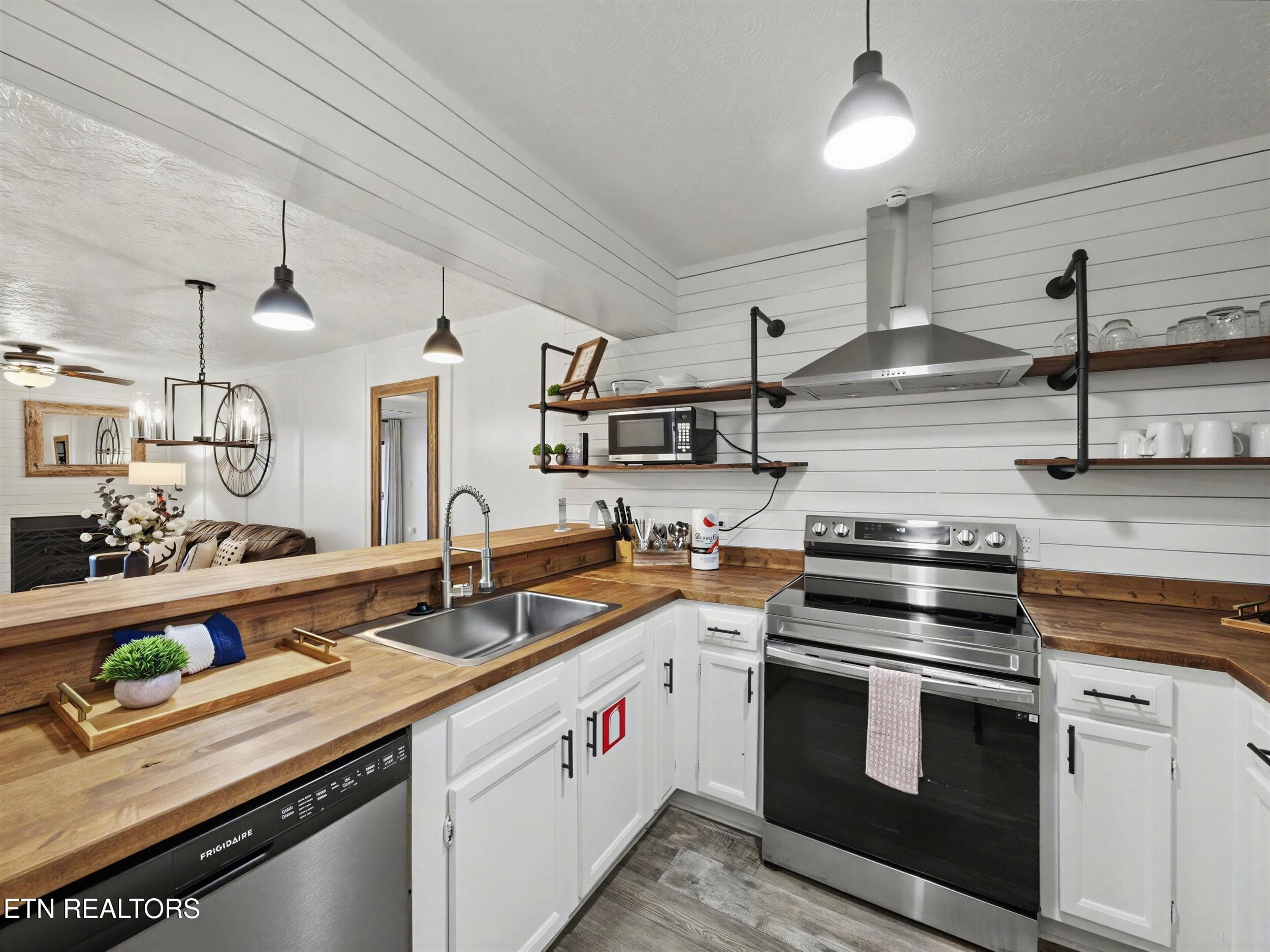 11_15 - 616 Turkey Nest Rd APT 313, Gatlinburg, TN 37738, Gatlinburg