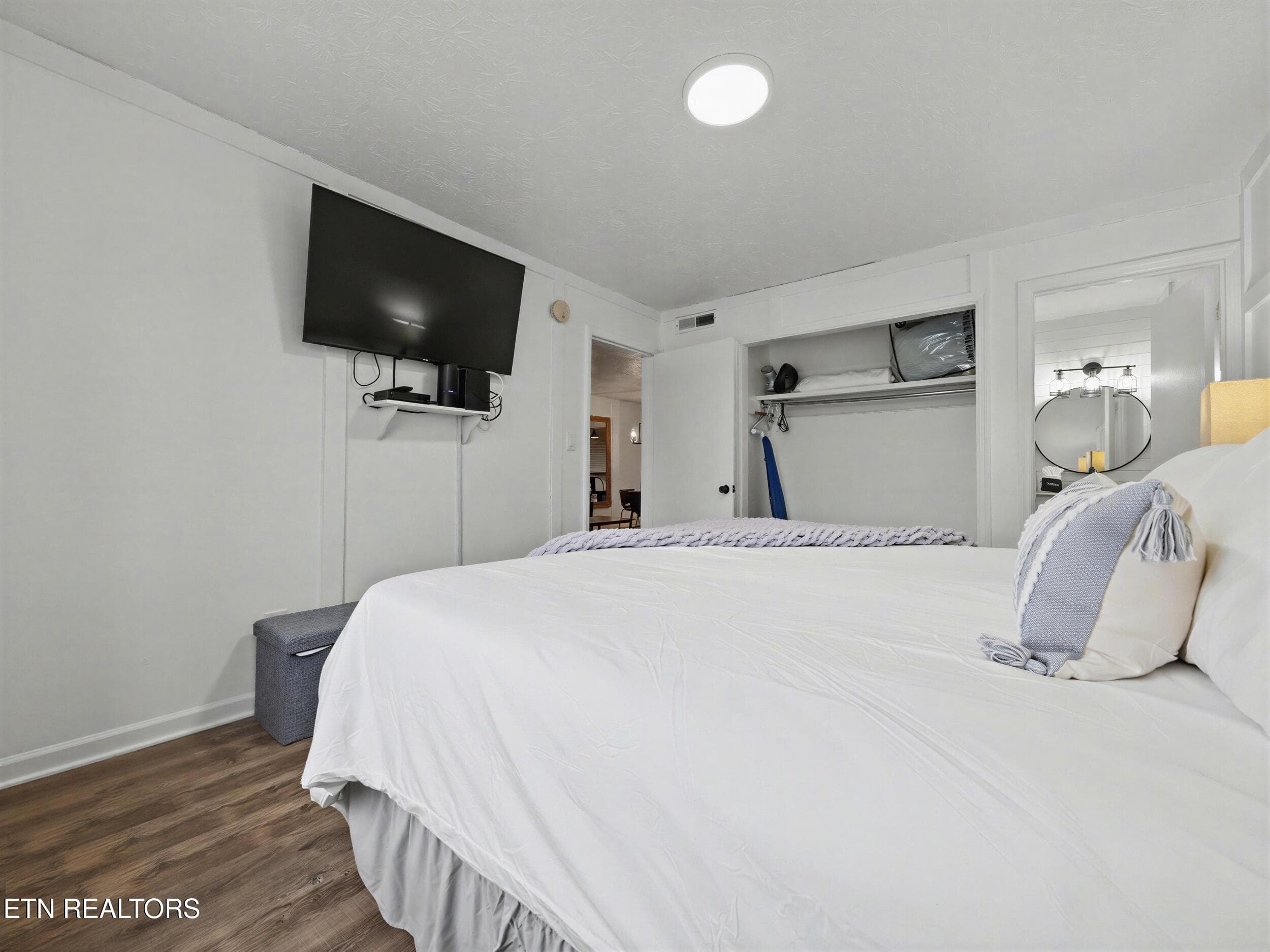 26_33 - 616 Turkey Nest Rd APT 313, Gatlinburg, TN 37738, Gatlinburg