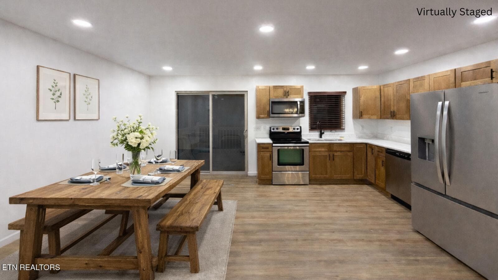 Living/Dining - 3139 Easy St, Pigeon Forge, TN 37862