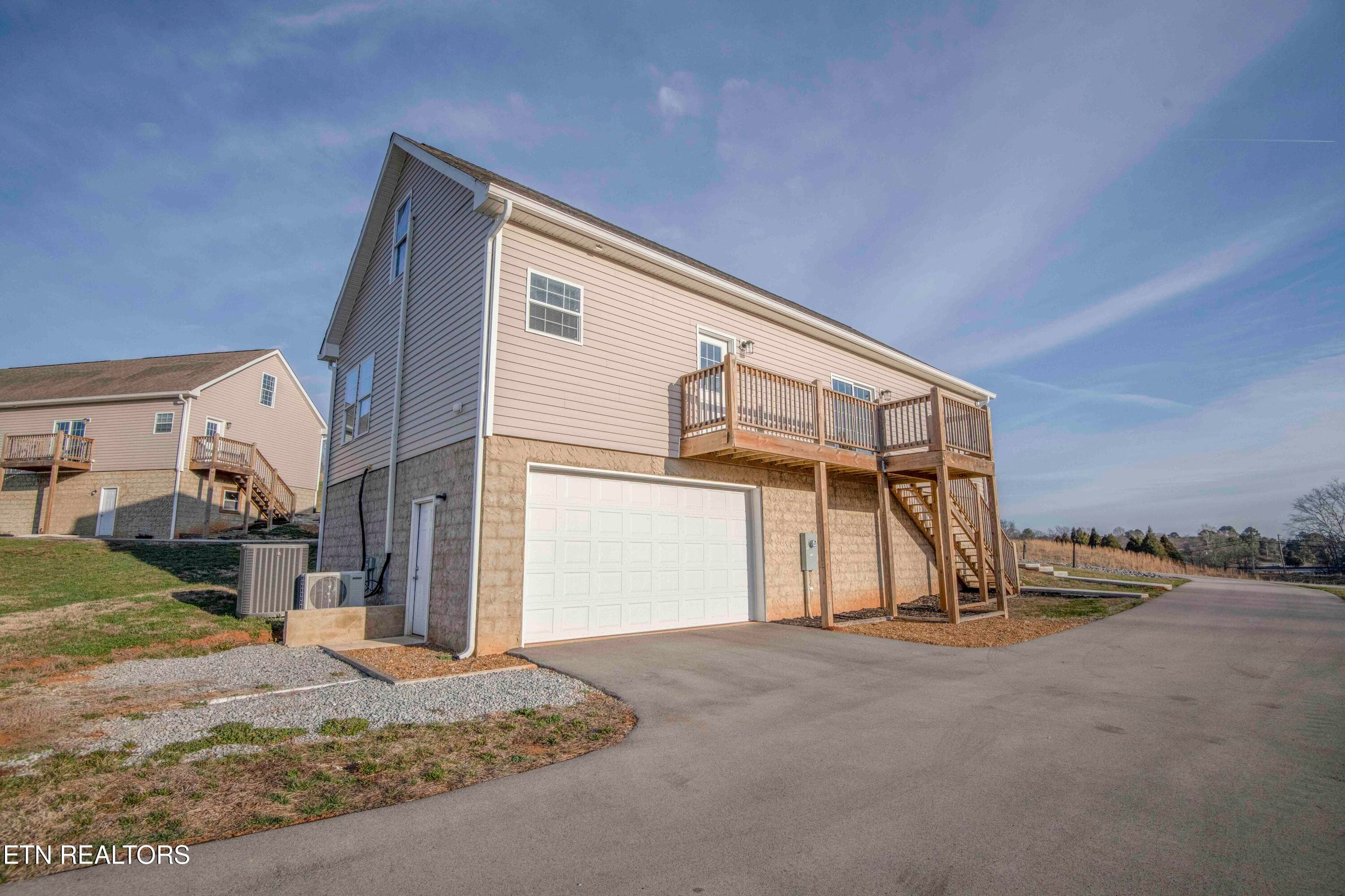 yard_1 - 155 Waters Edge Drive, Spring City, TN 37381, Spring City