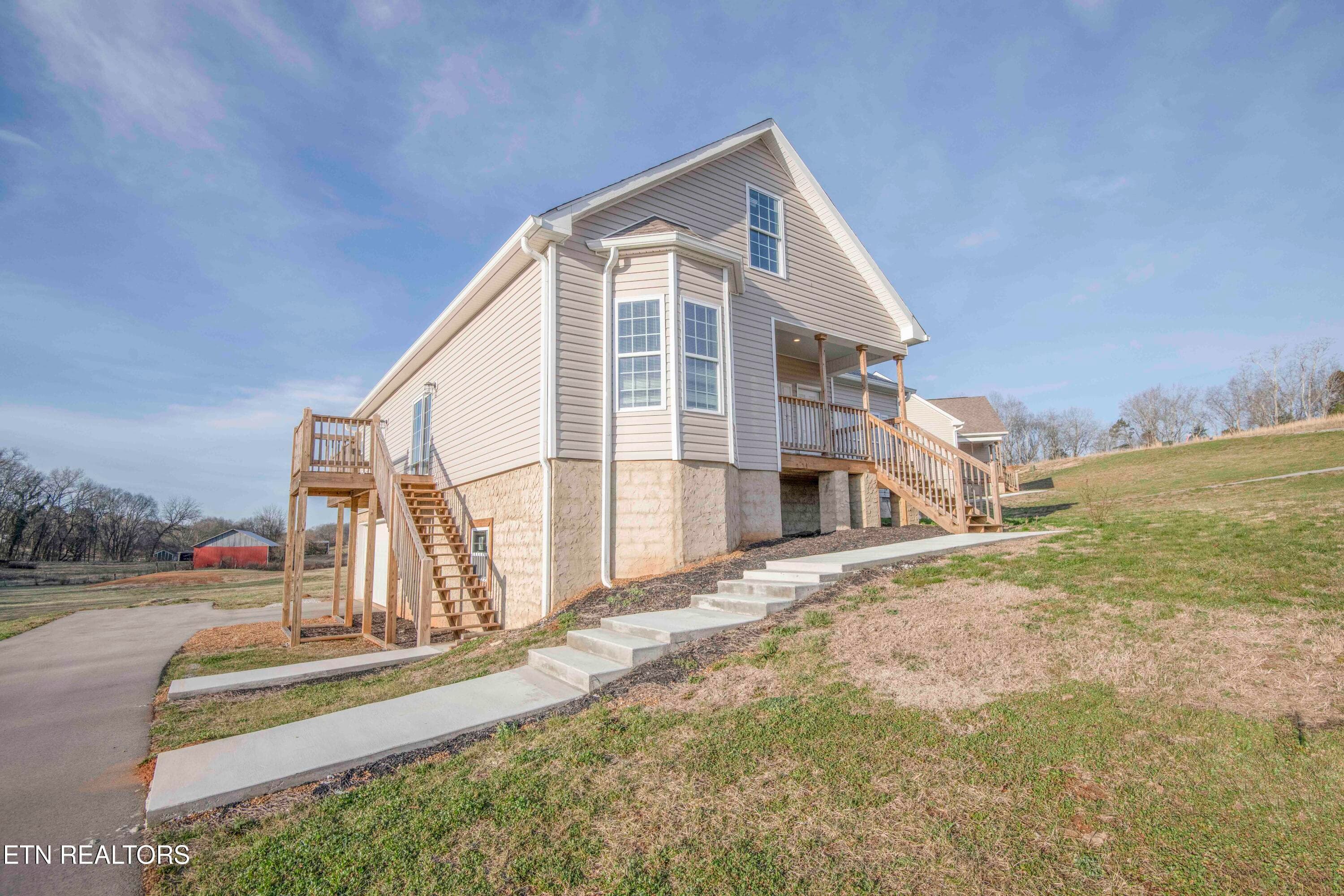 exterior 3_1 - 155 Waters Edge Drive, Spring City, TN 37381, Spring City
