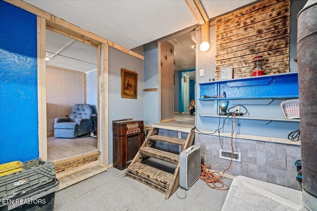 235522_15 - 618 Old Baker Mtn Rd, Spencer, TN 38585