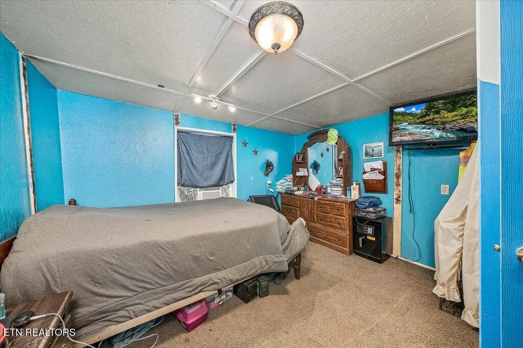 235522_24 - 618 Old Baker Mtn Rd, Spencer, TN 38585